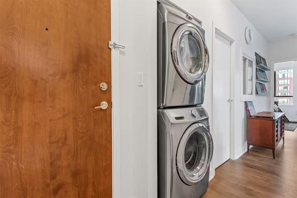 302 1238 BURRARD STREET Unit: 302