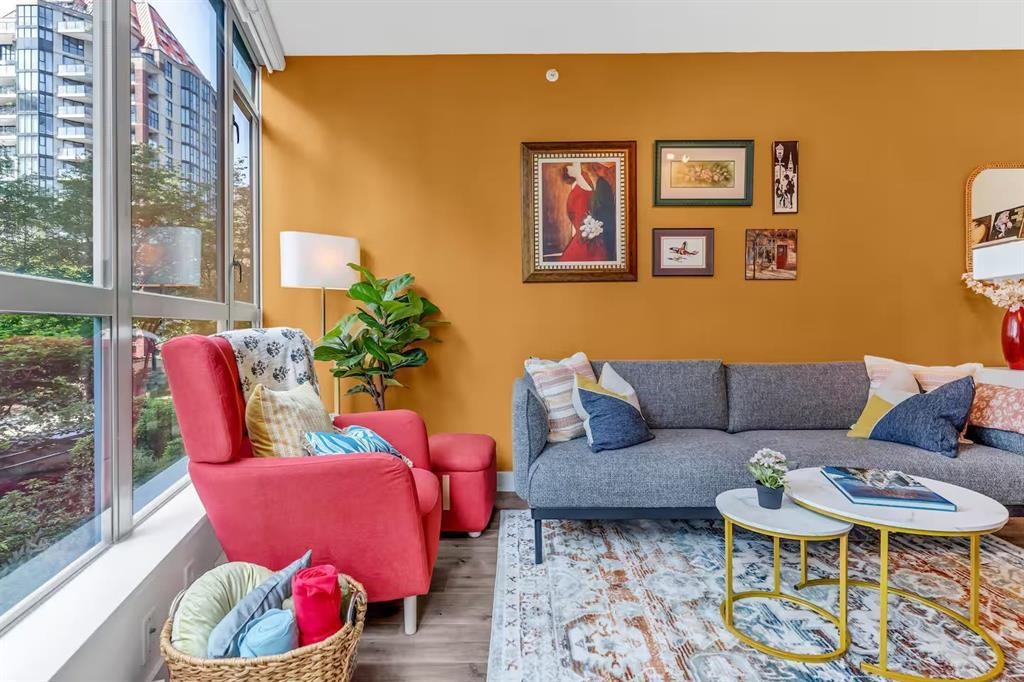 302 1238 BURRARD STREET Unit: 302