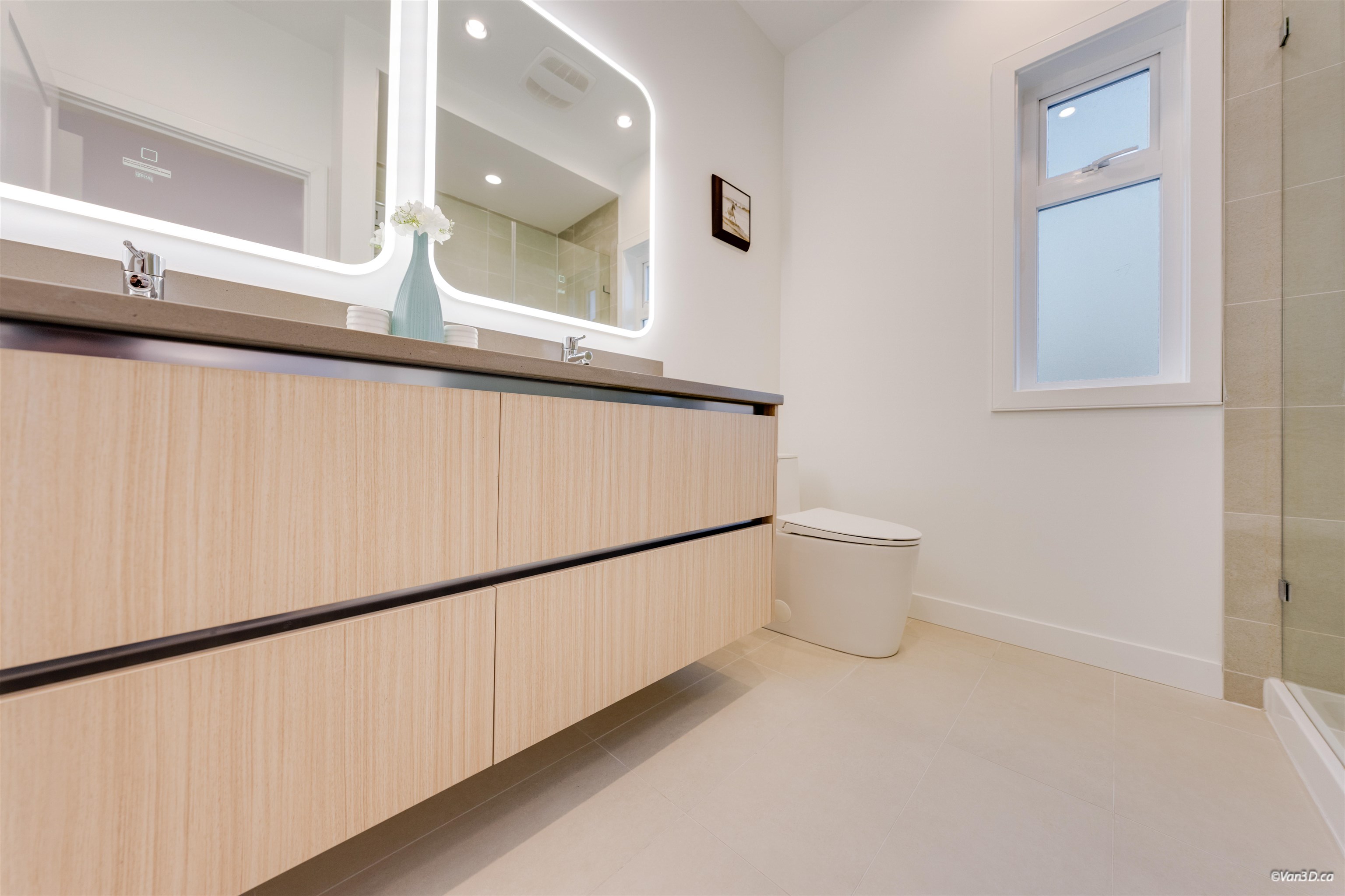 3 5651 STEVESTON HIGHWAY