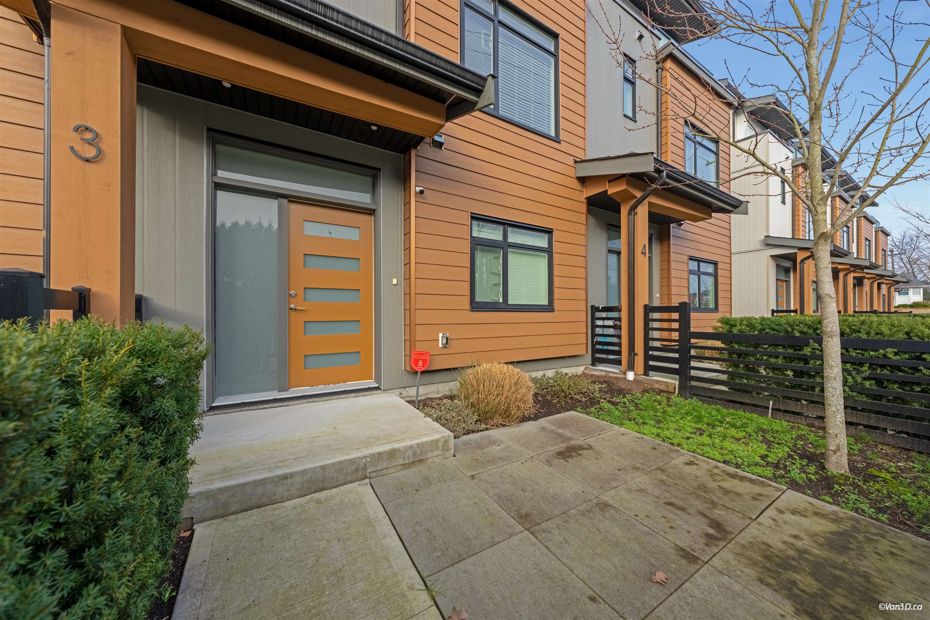 3 5651 STEVESTON HIGHWAY
