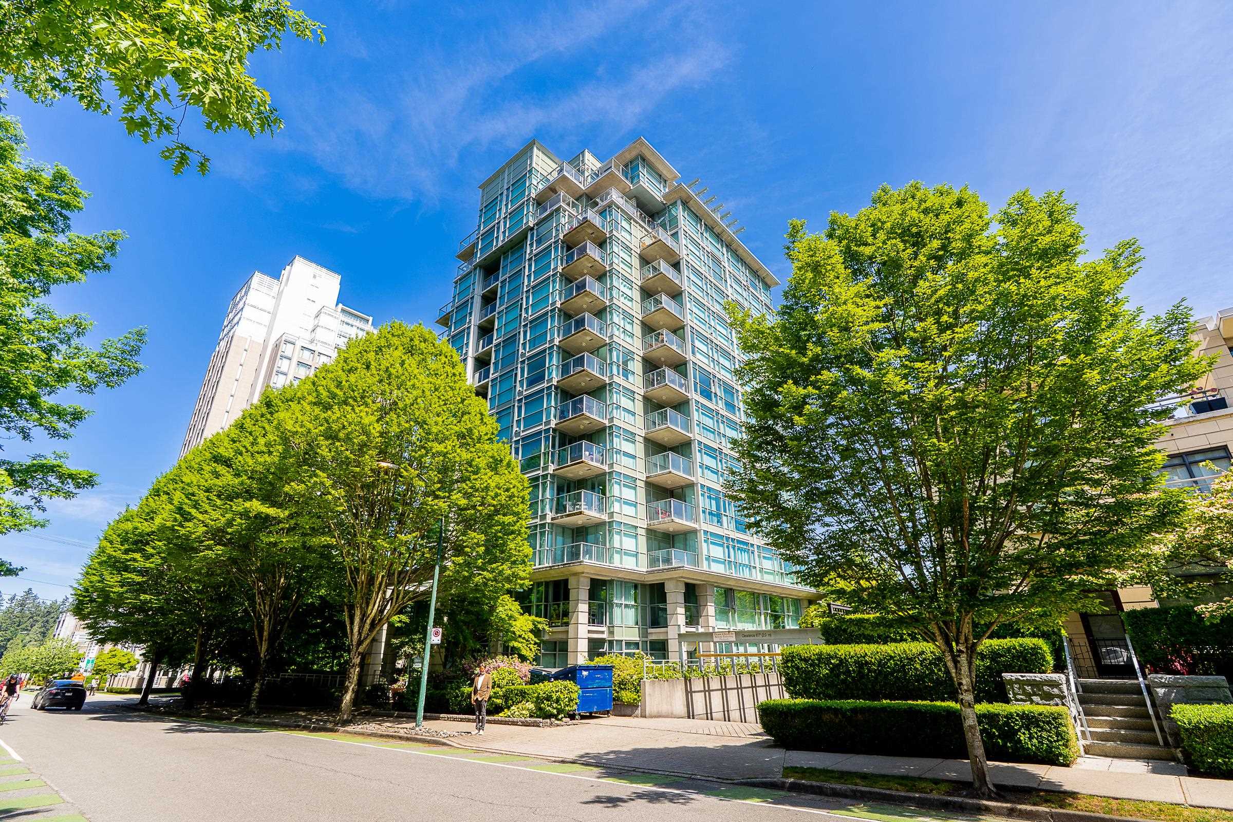 PH110 1889 ALBERNI STREET