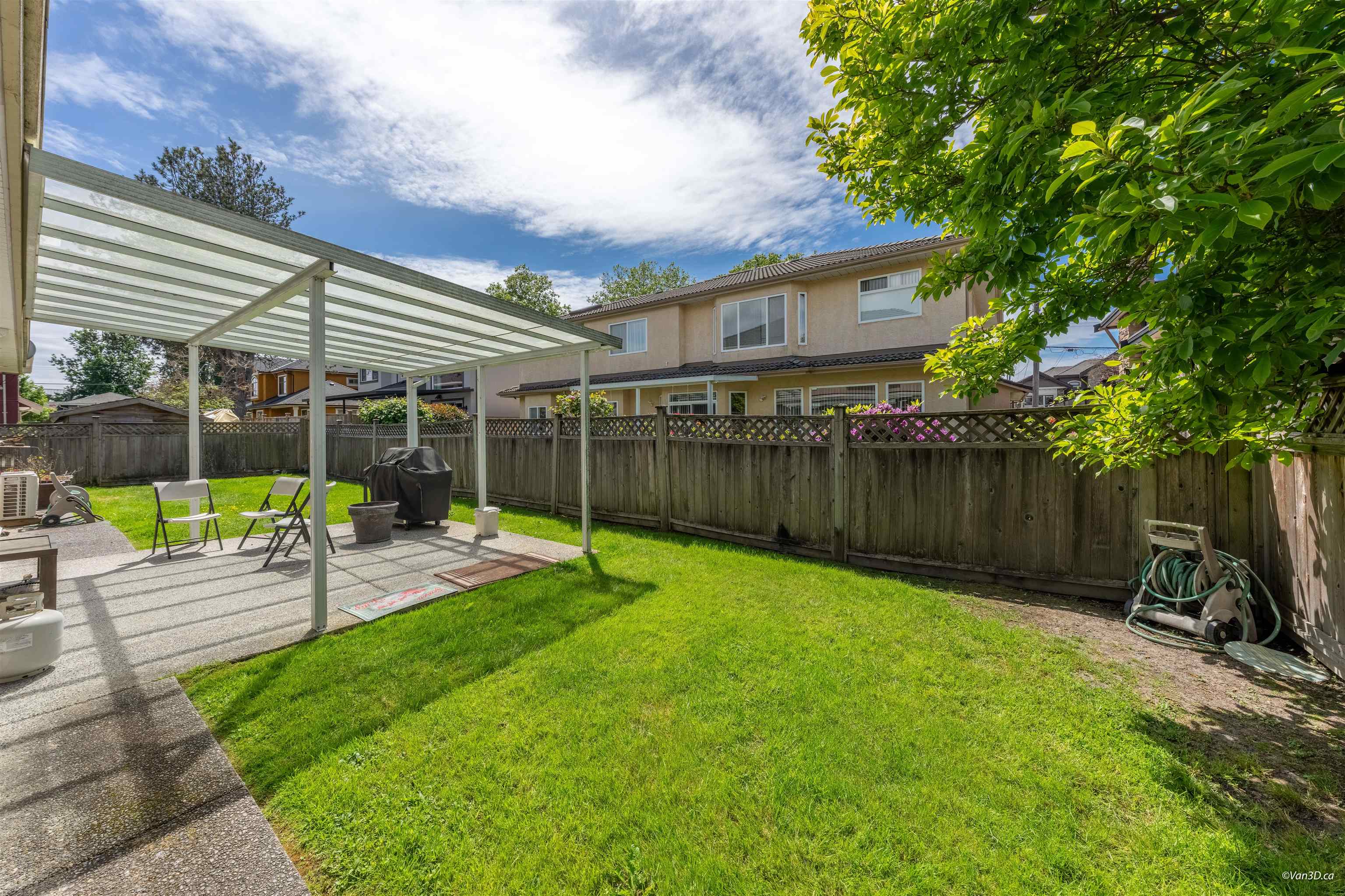 9291 KIRKMOND CRESCENT