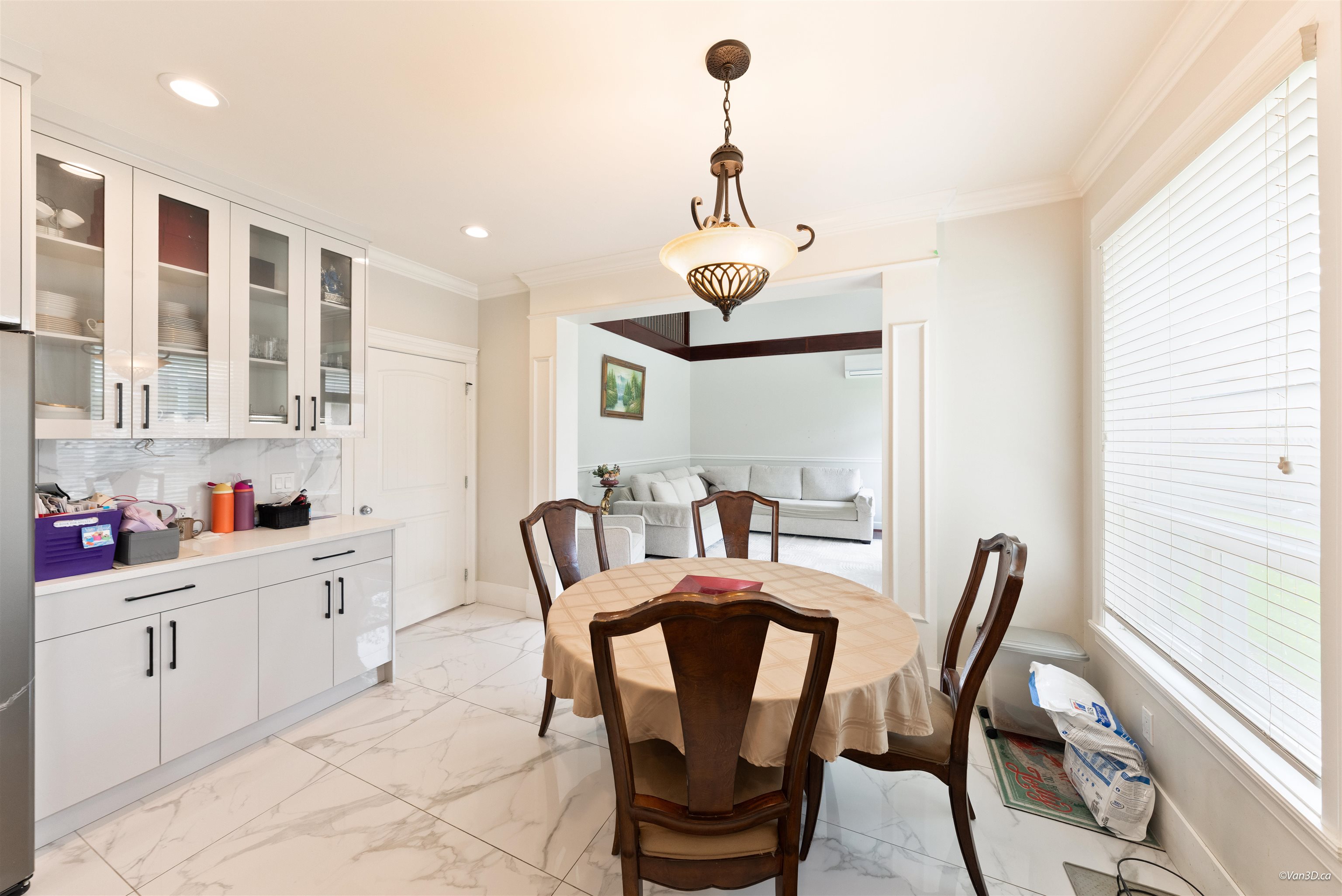 9291 KIRKMOND CRESCENT