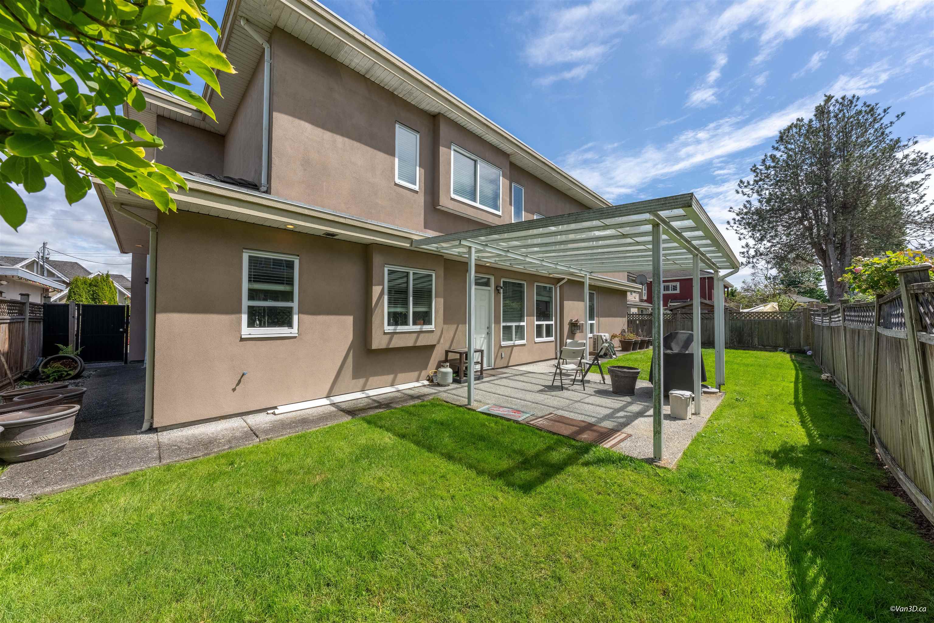 9291 KIRKMOND CRESCENT