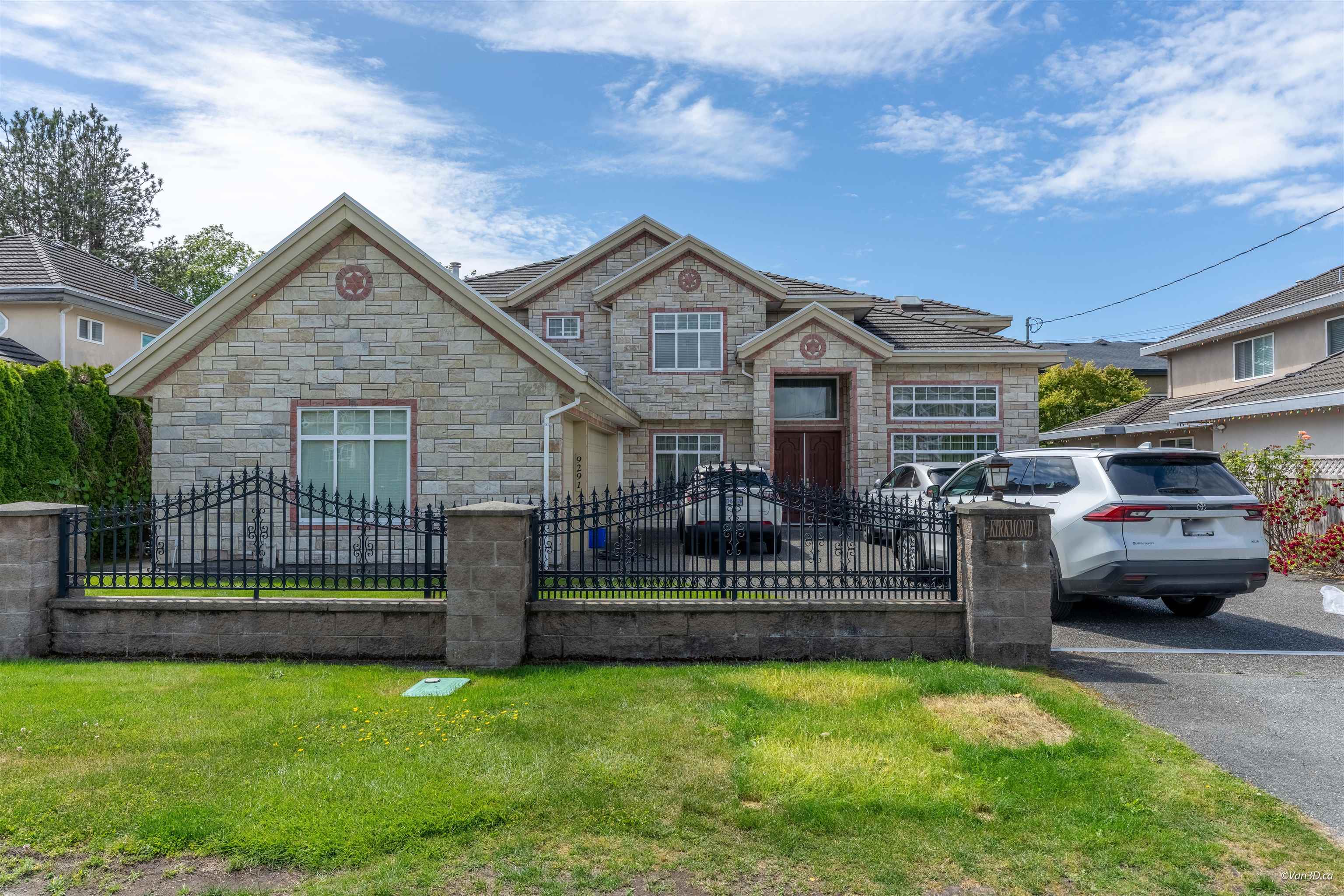 9291 KIRKMOND CRESCENT