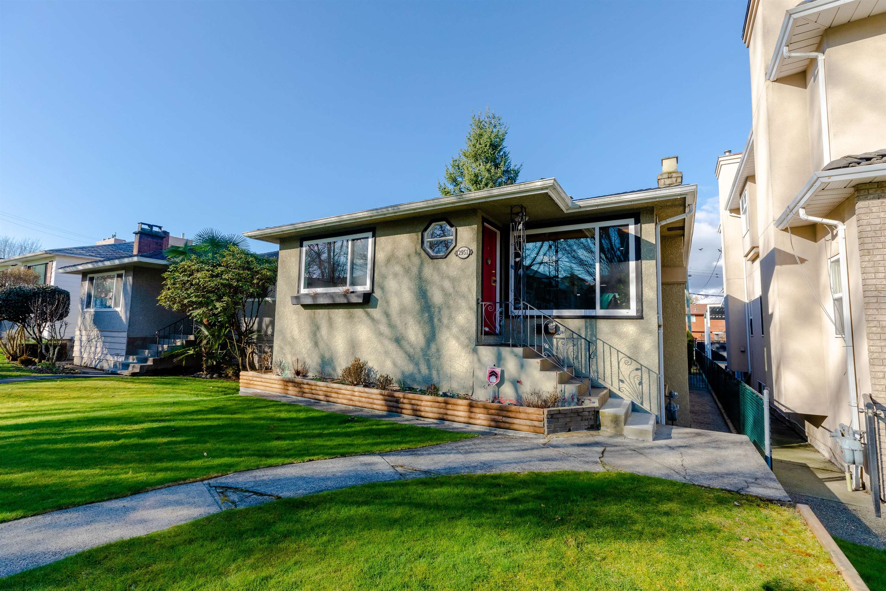 2951 VENABLES STREET