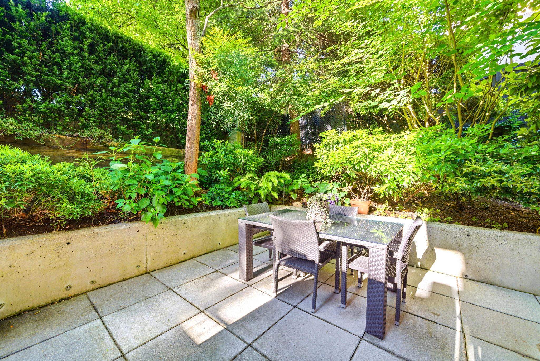 TH1 1288 CHESTERFIELD AVENUE