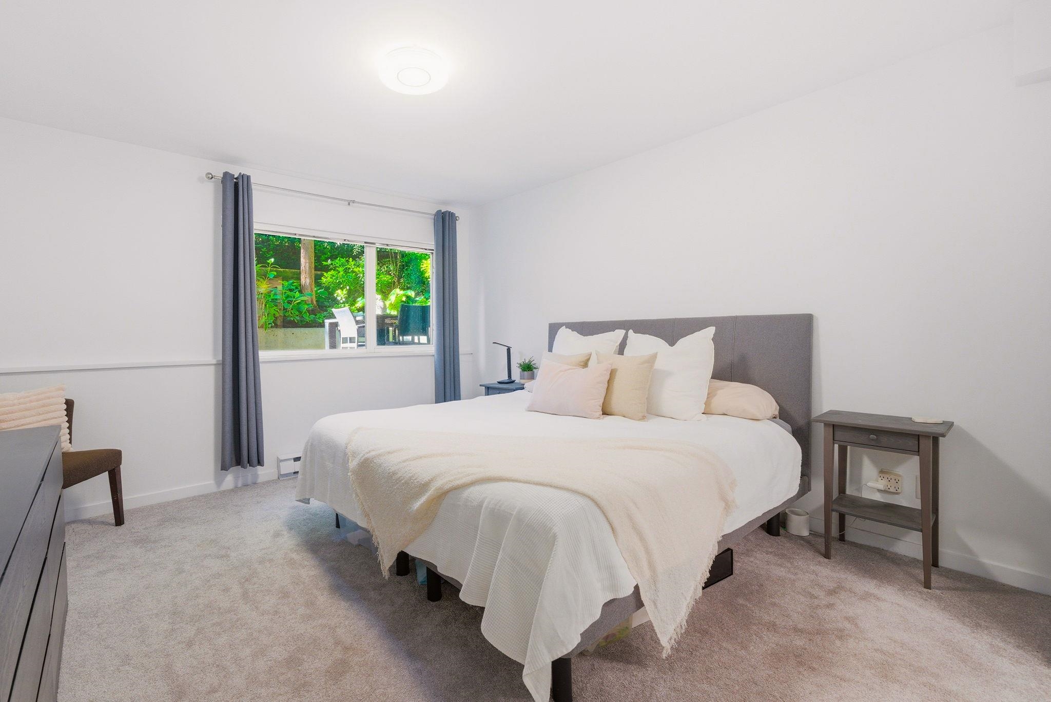 TH1 1288 CHESTERFIELD AVENUE