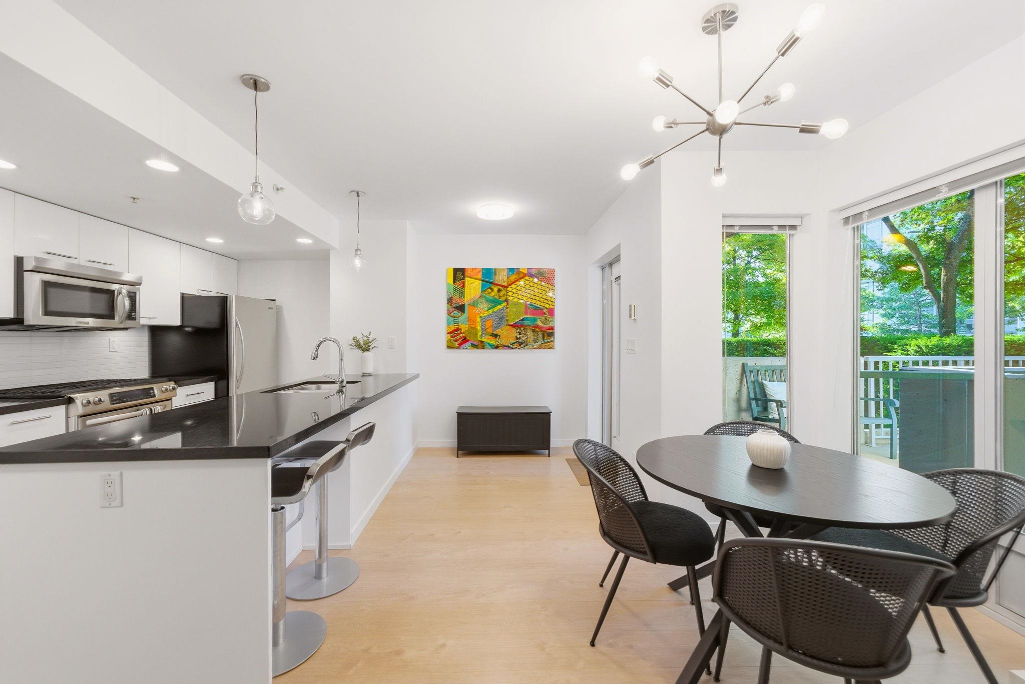 TH1 1288 CHESTERFIELD AVENUE