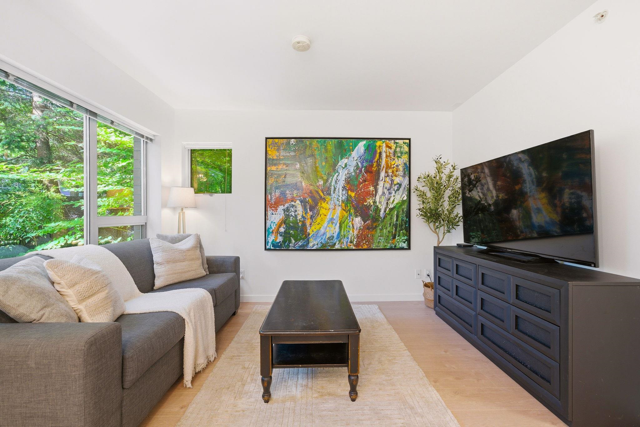 TH1 1288 CHESTERFIELD AVENUE