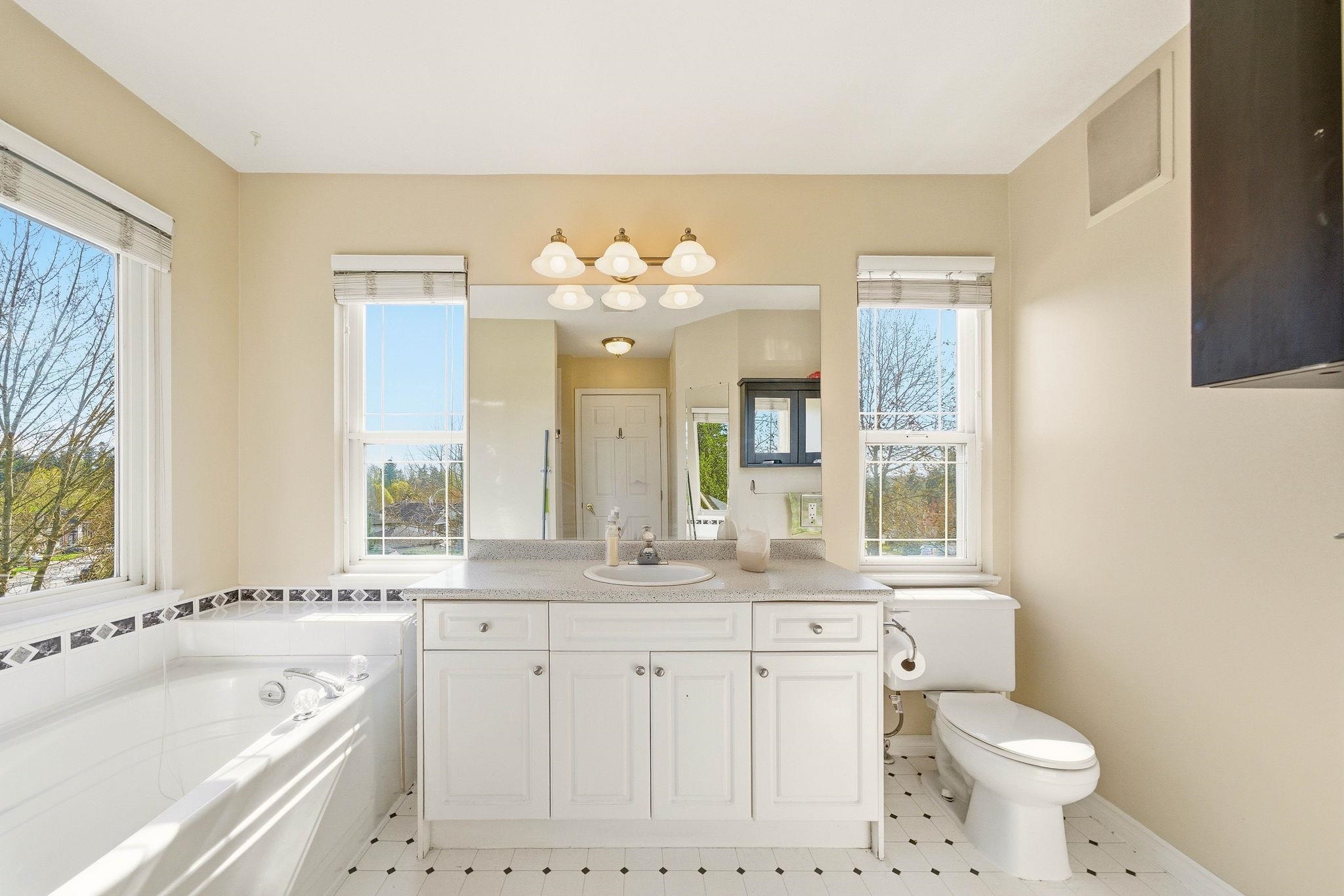 23800 KANAKA WAY