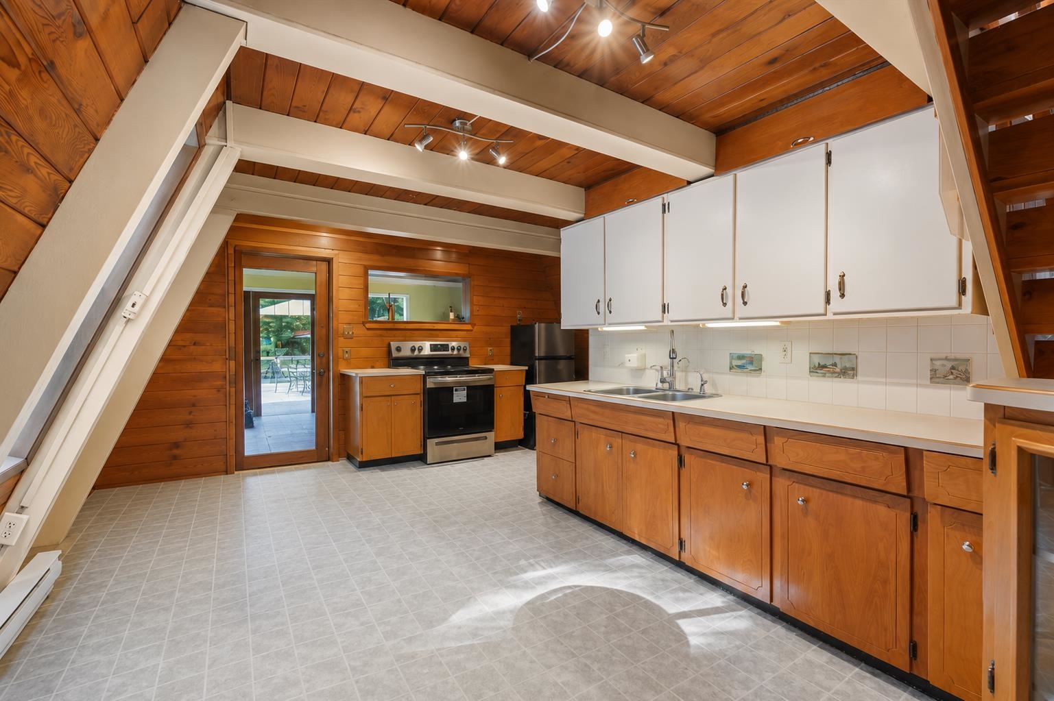 19393 SILVER SKAGIT ROAD