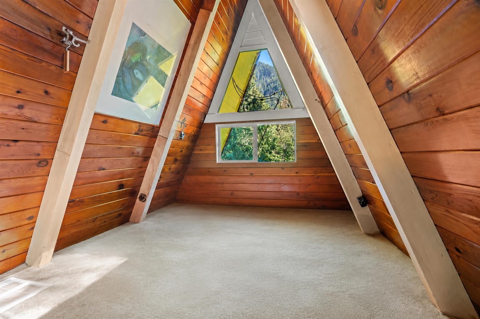 19393 SILVER SKAGIT ROAD
