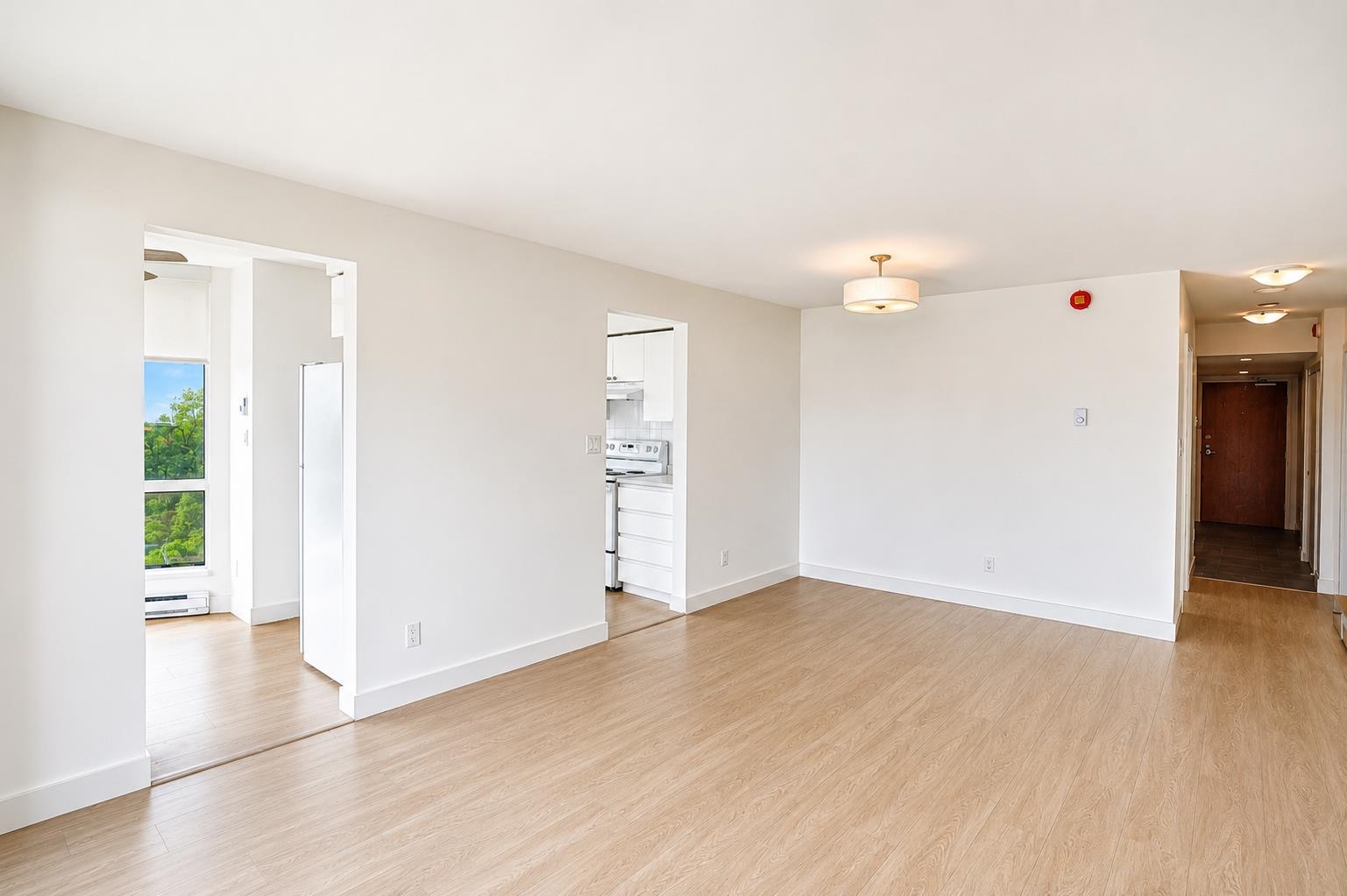 1206 9623 MANCHESTER DRIVE