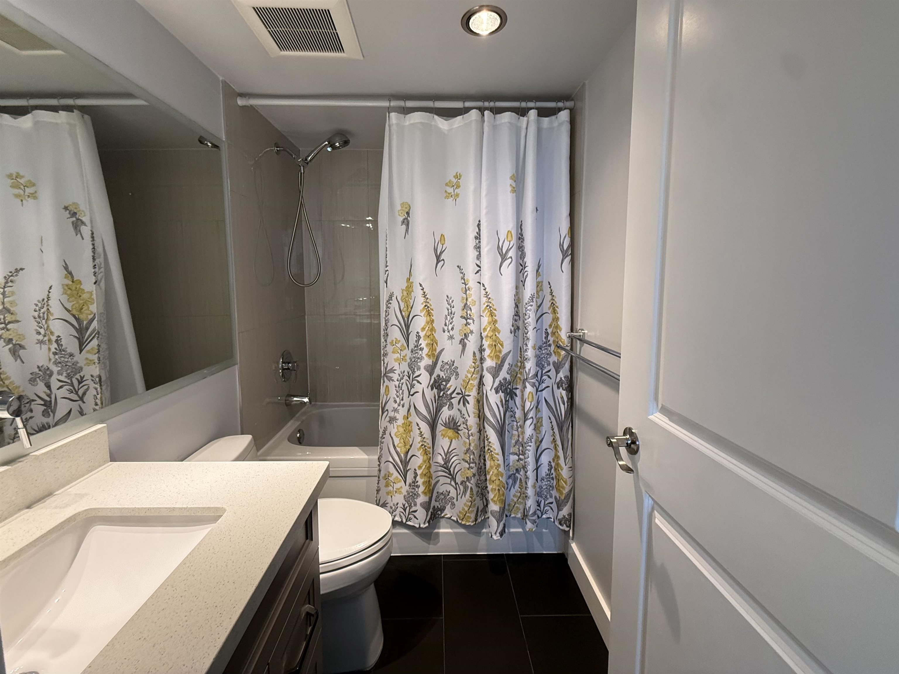 1008 9188 HEMLOCK DRIVE