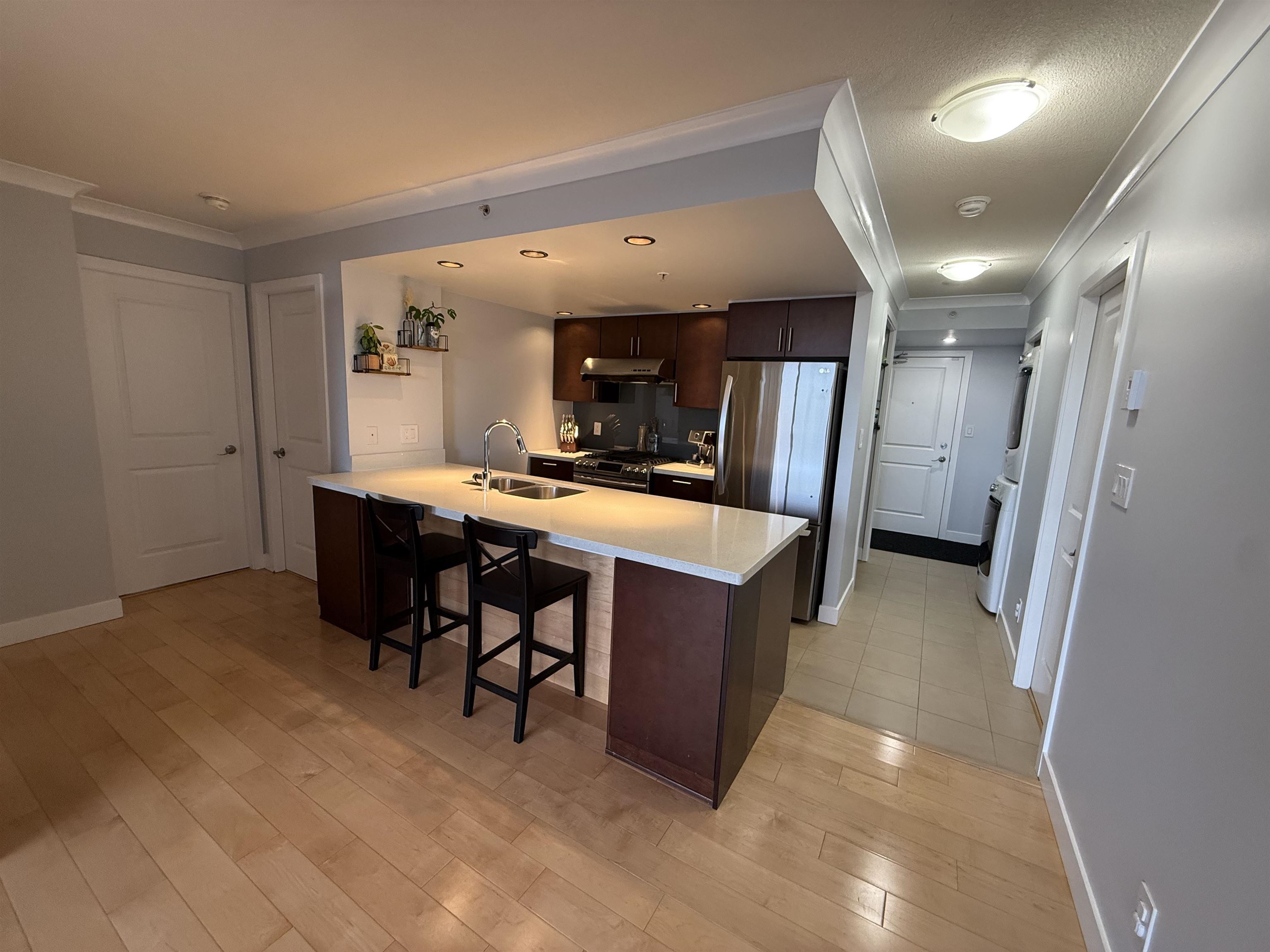 1008 9188 HEMLOCK DRIVE