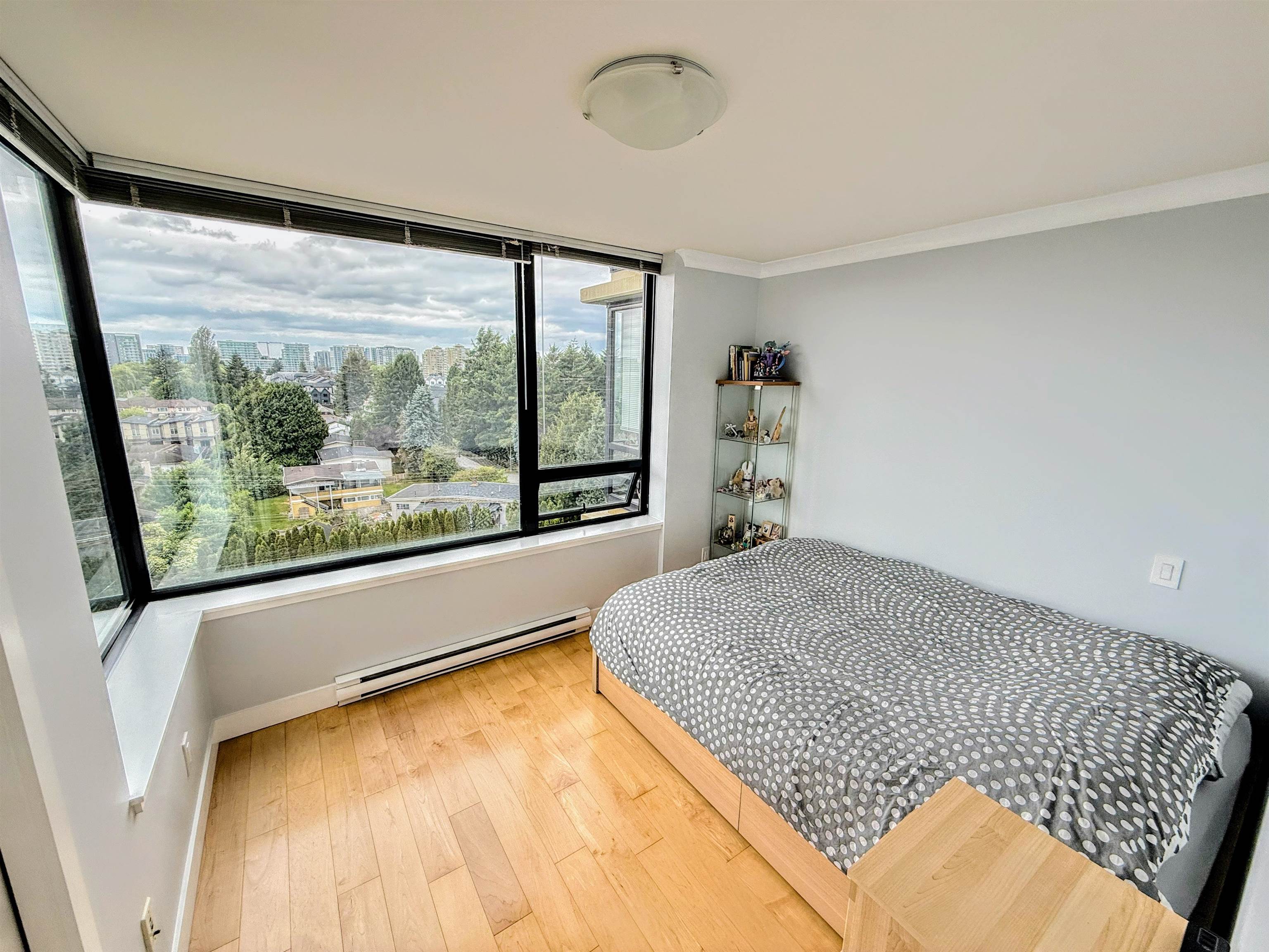 1008 9188 HEMLOCK DRIVE