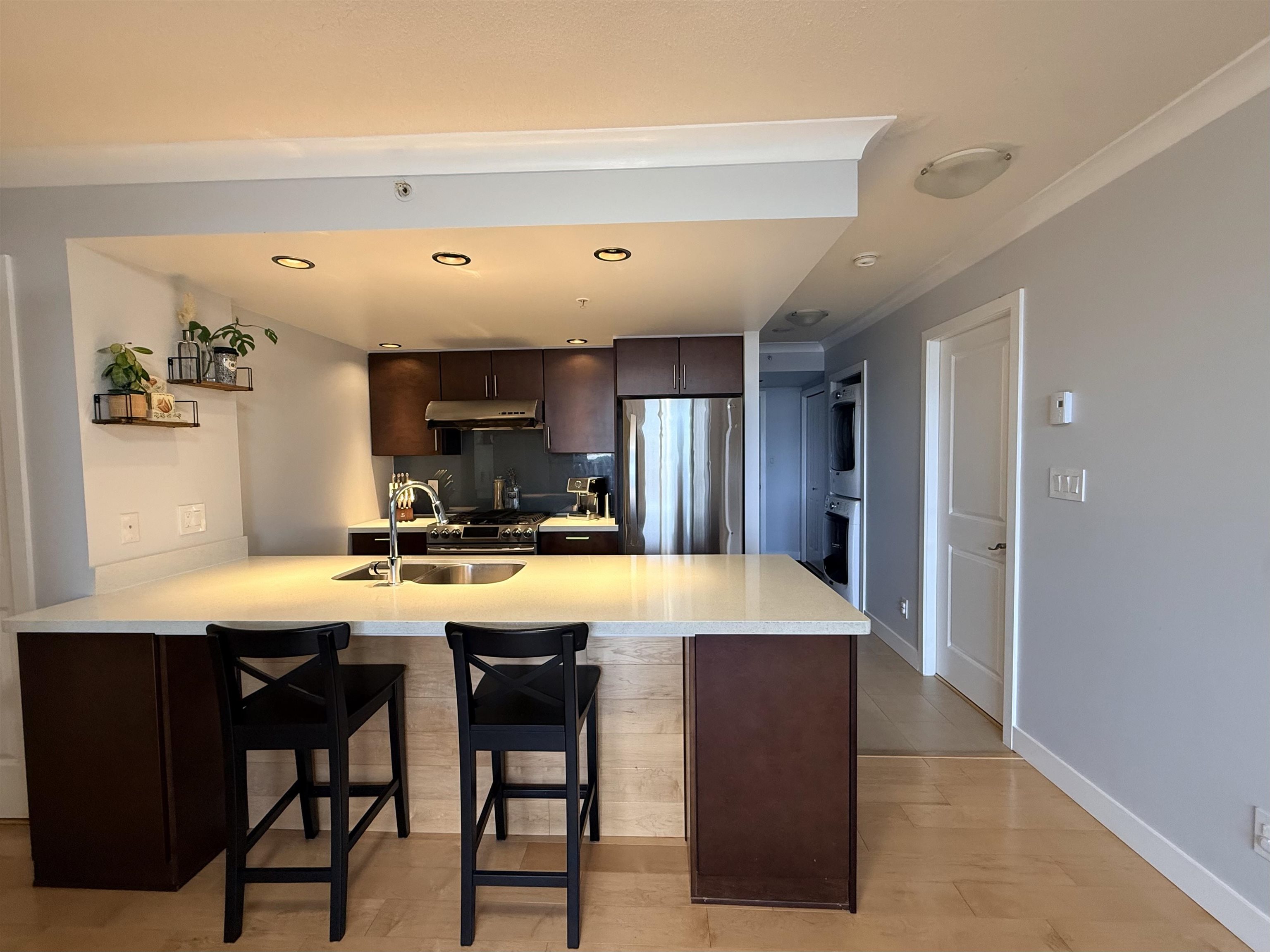 1008 9188 HEMLOCK DRIVE