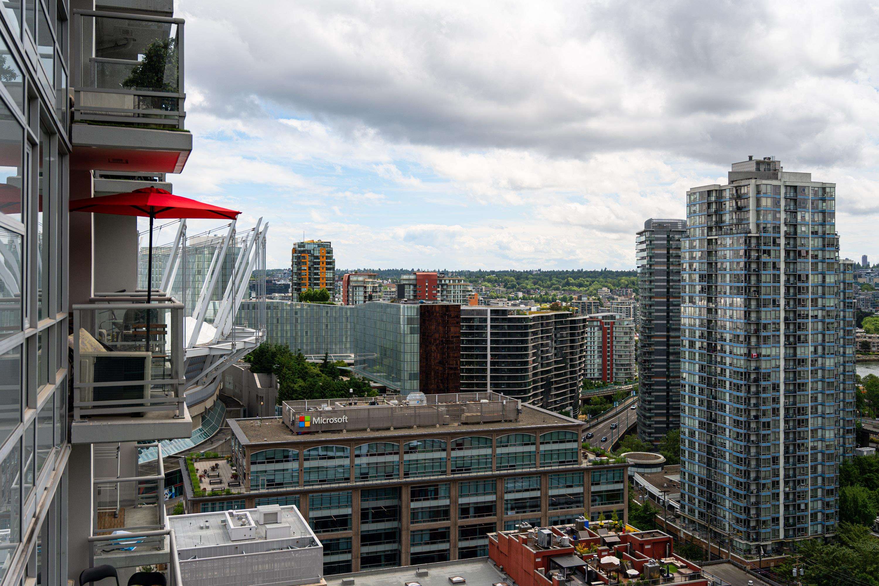 1908 821 CAMBIE STREET