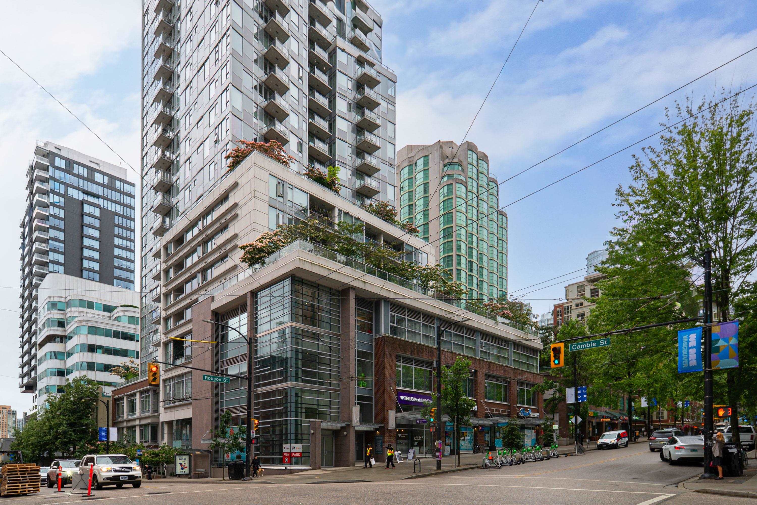 1908 821 CAMBIE STREET