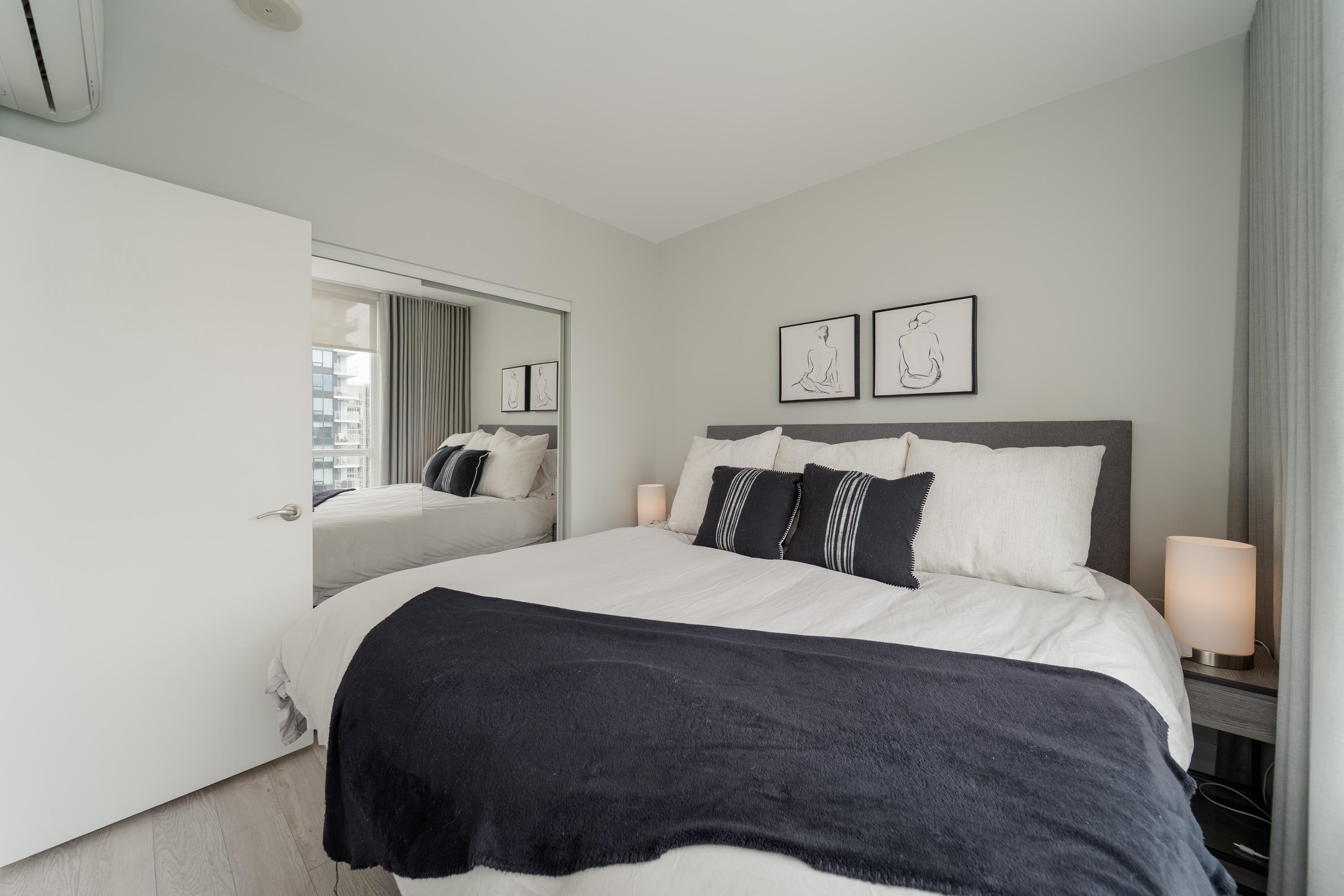 1908 821 CAMBIE STREET