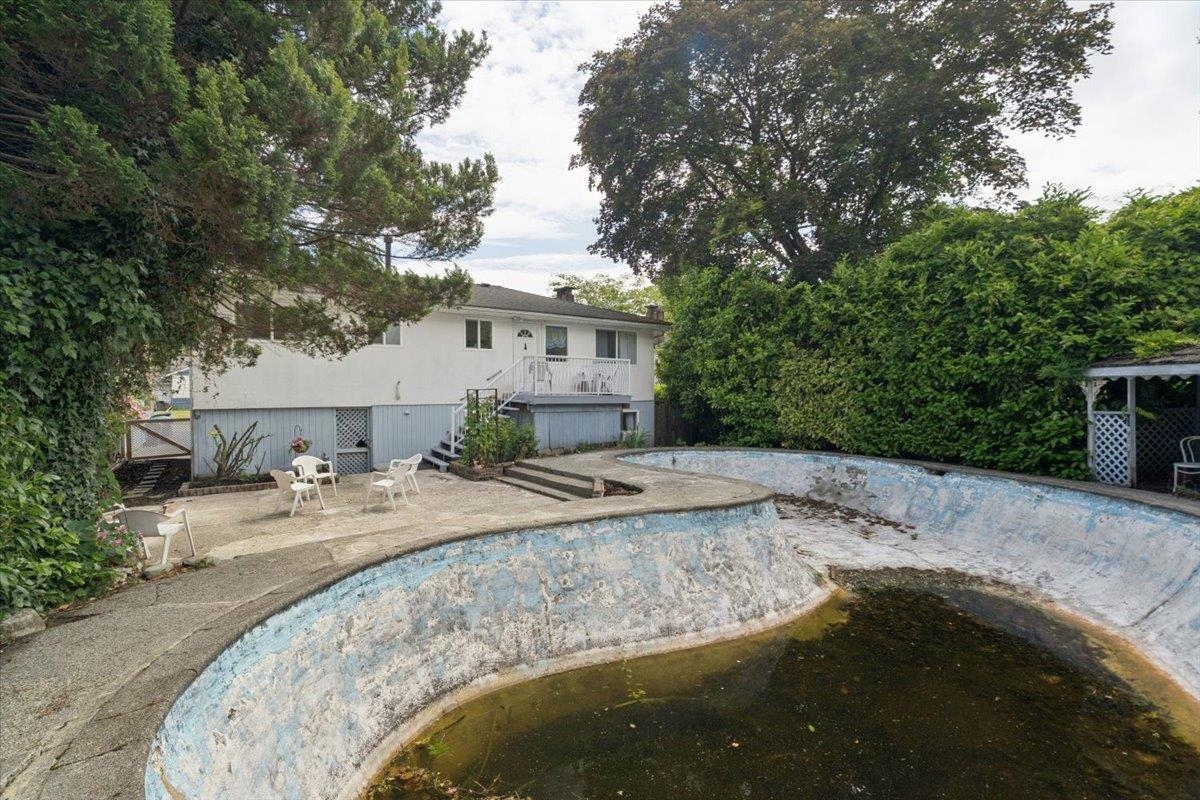 14981 RAVEN PLACE