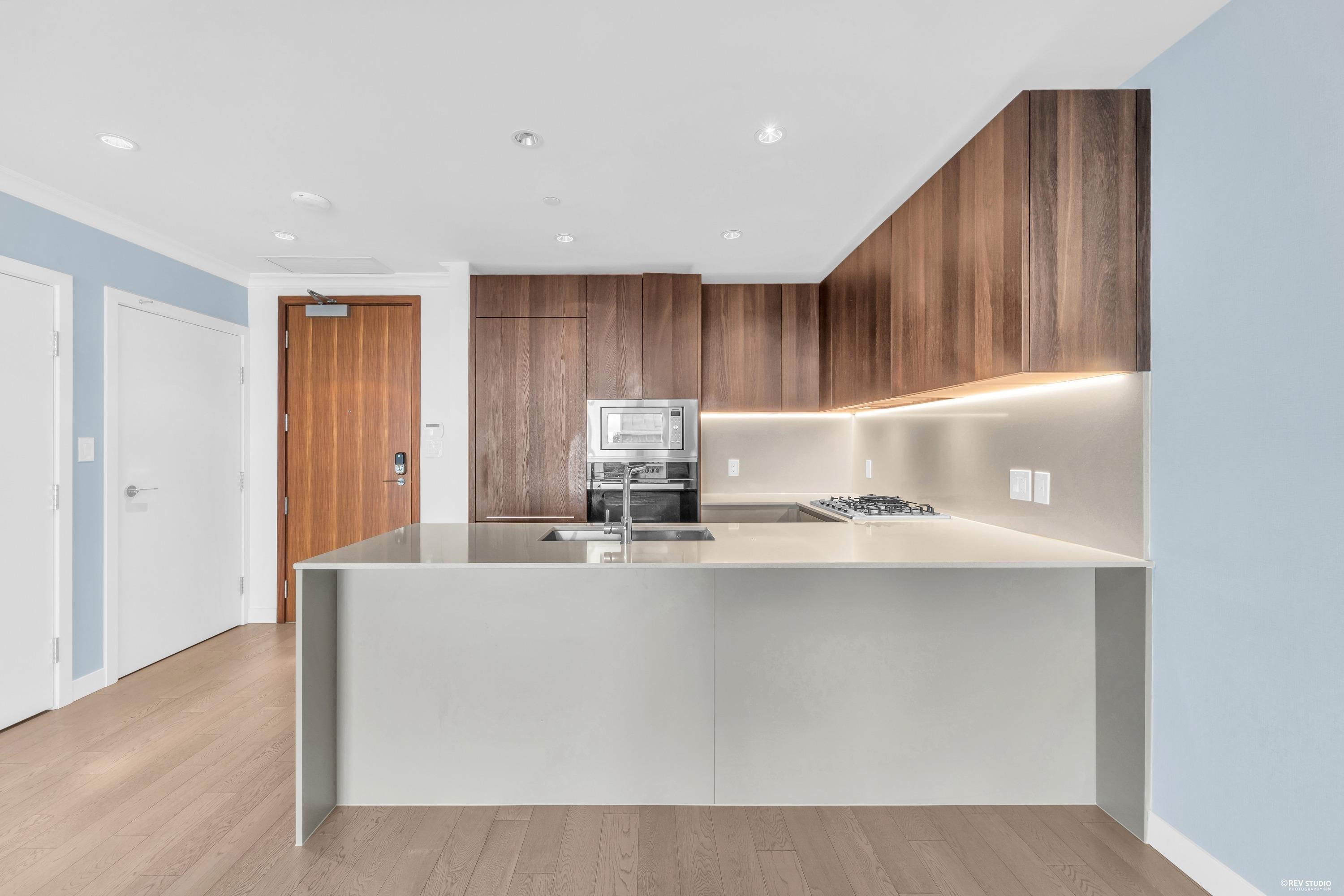 709 6622 PEARSON WAY