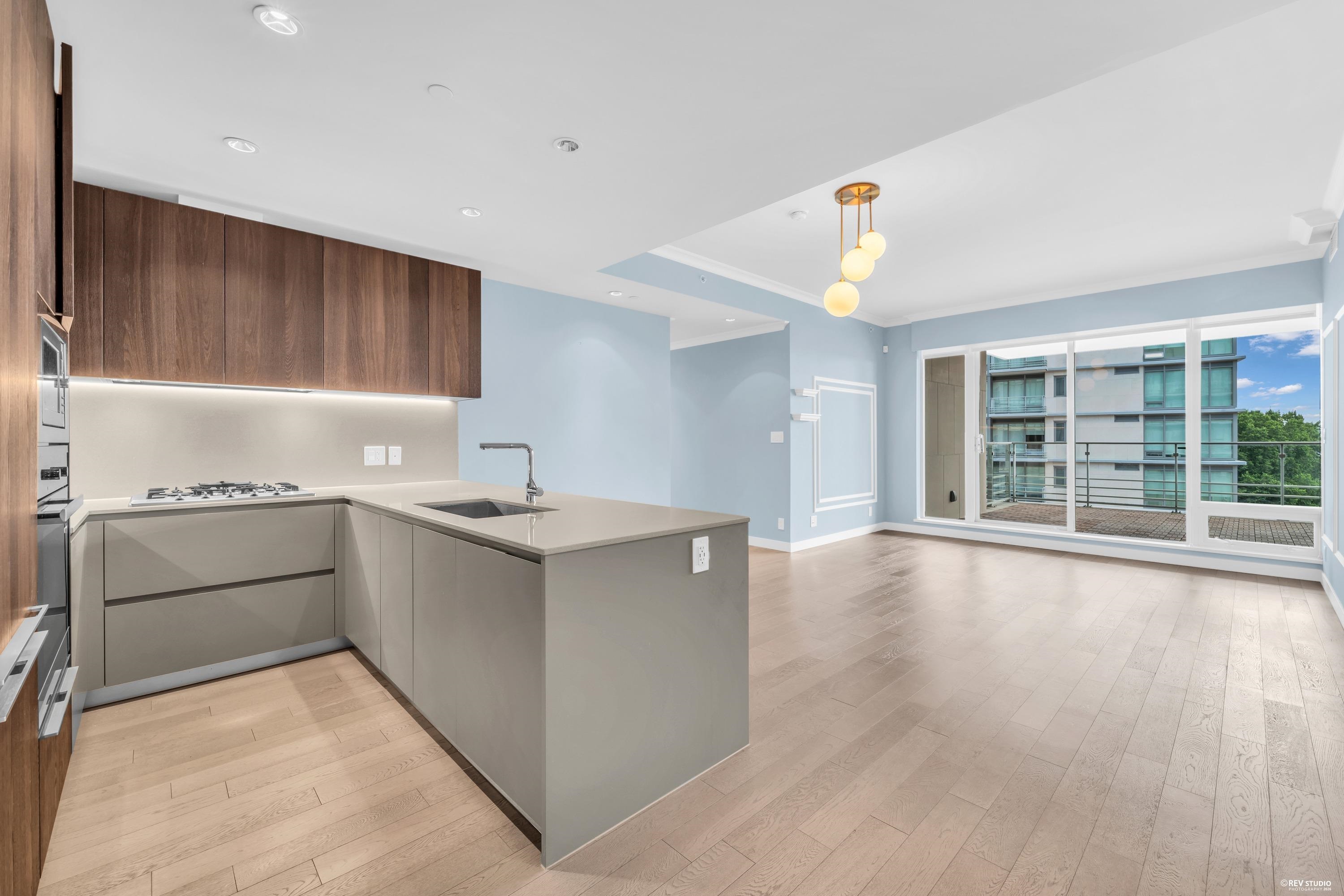 709 6622 PEARSON WAY