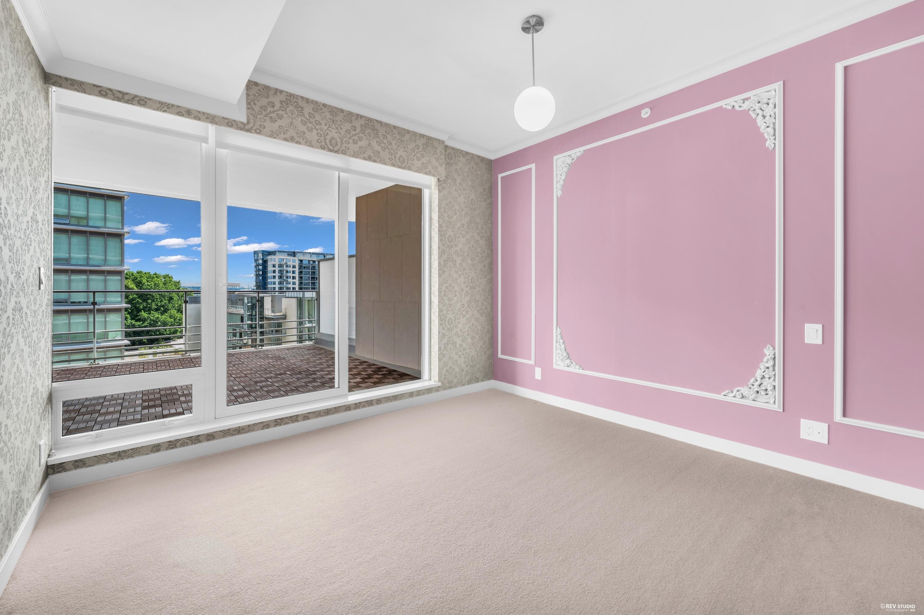 709 6622 PEARSON WAY