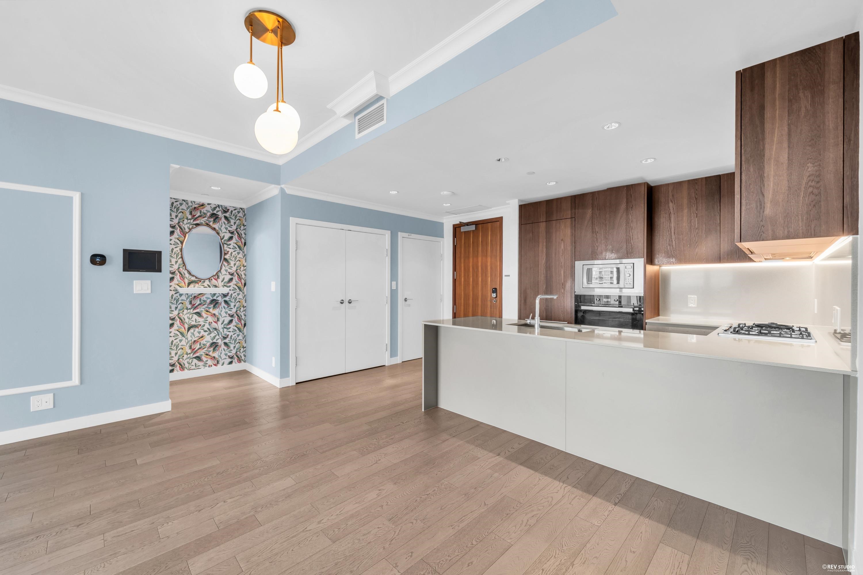 709 6622 PEARSON WAY