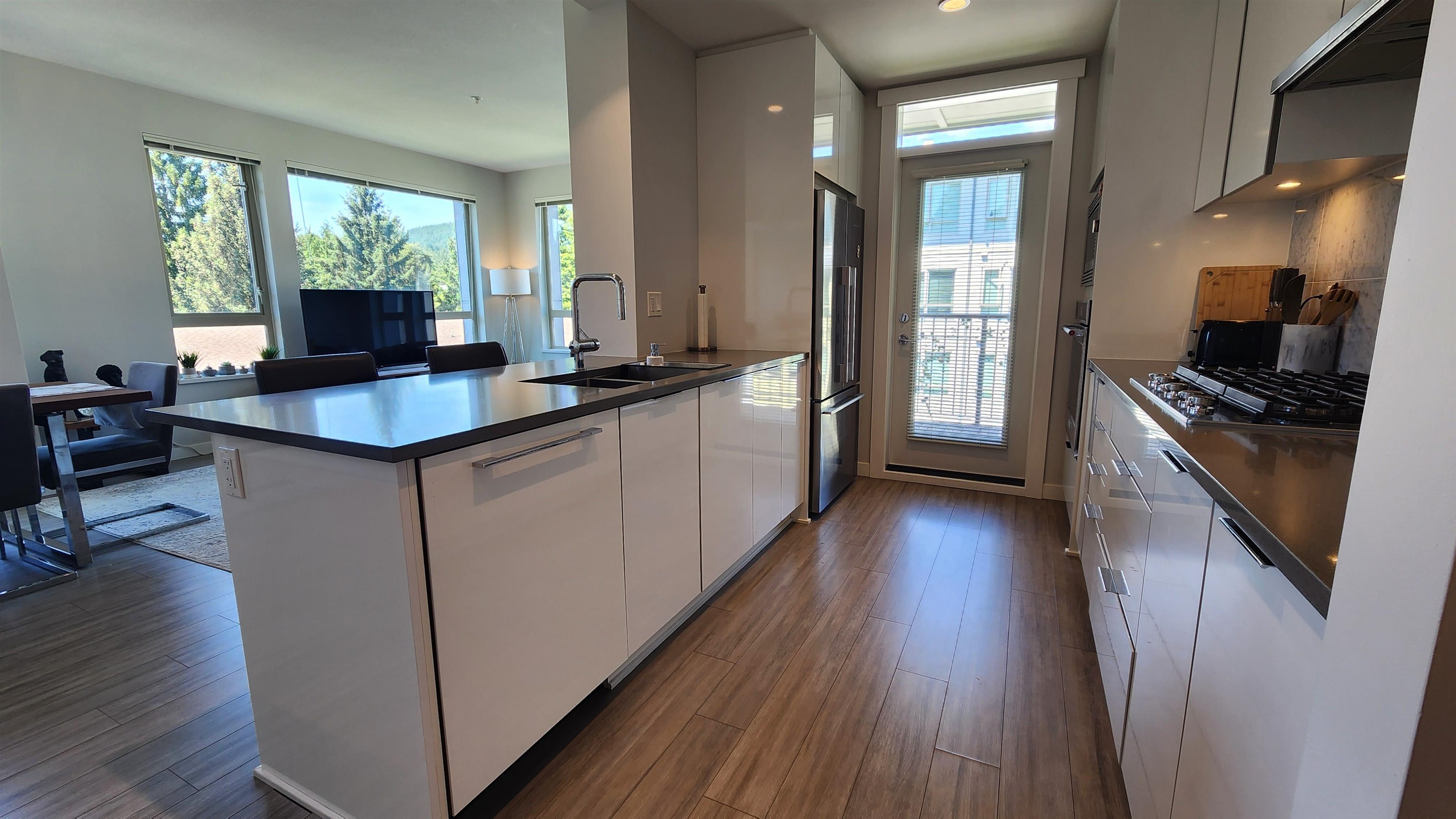 419 2651 LIBRARY LANE