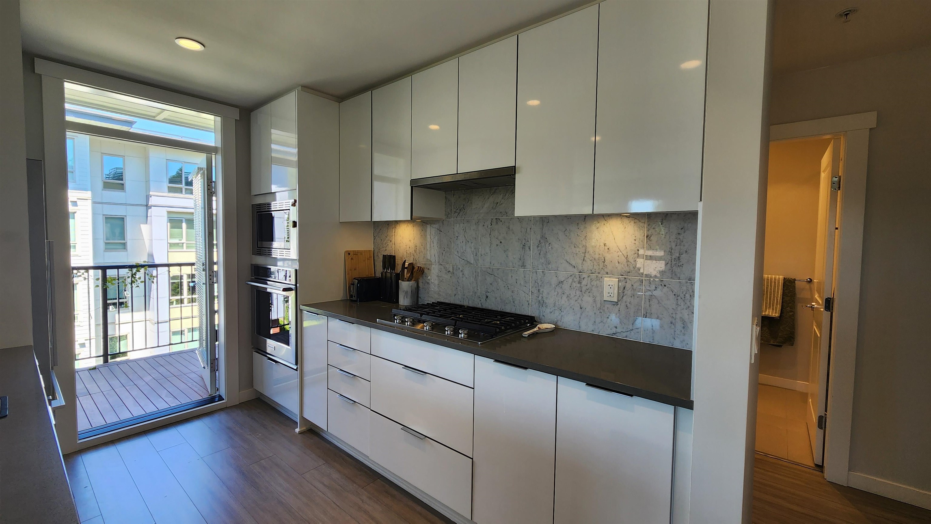 419 2651 LIBRARY LANE