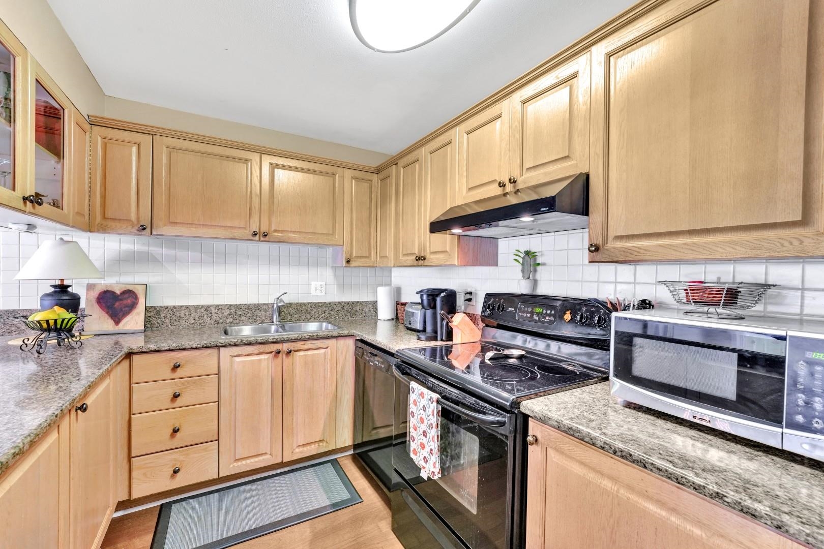 111 1840 E SOUTHMERE CRESCENT
