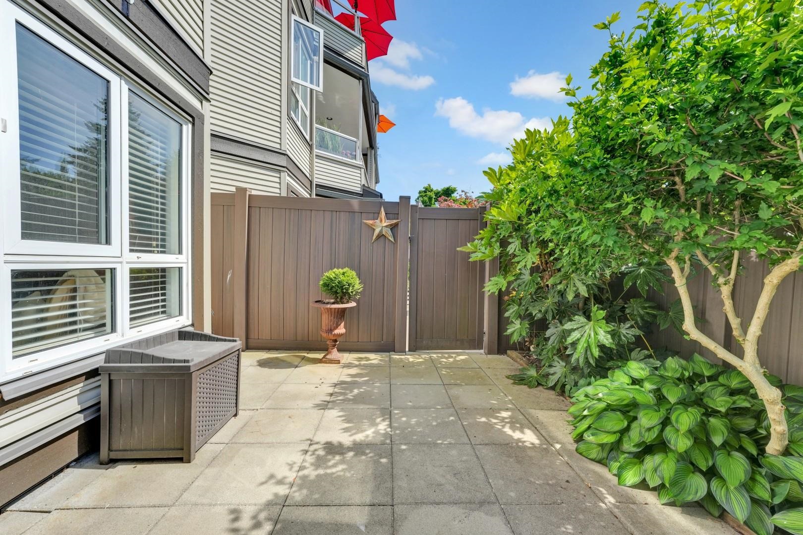 111 1840 E SOUTHMERE CRESCENT