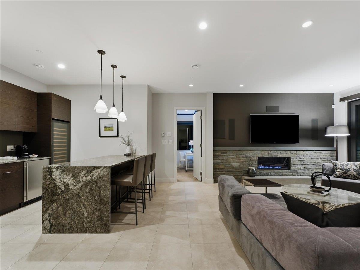 6210 OVERSTONE DRIVE