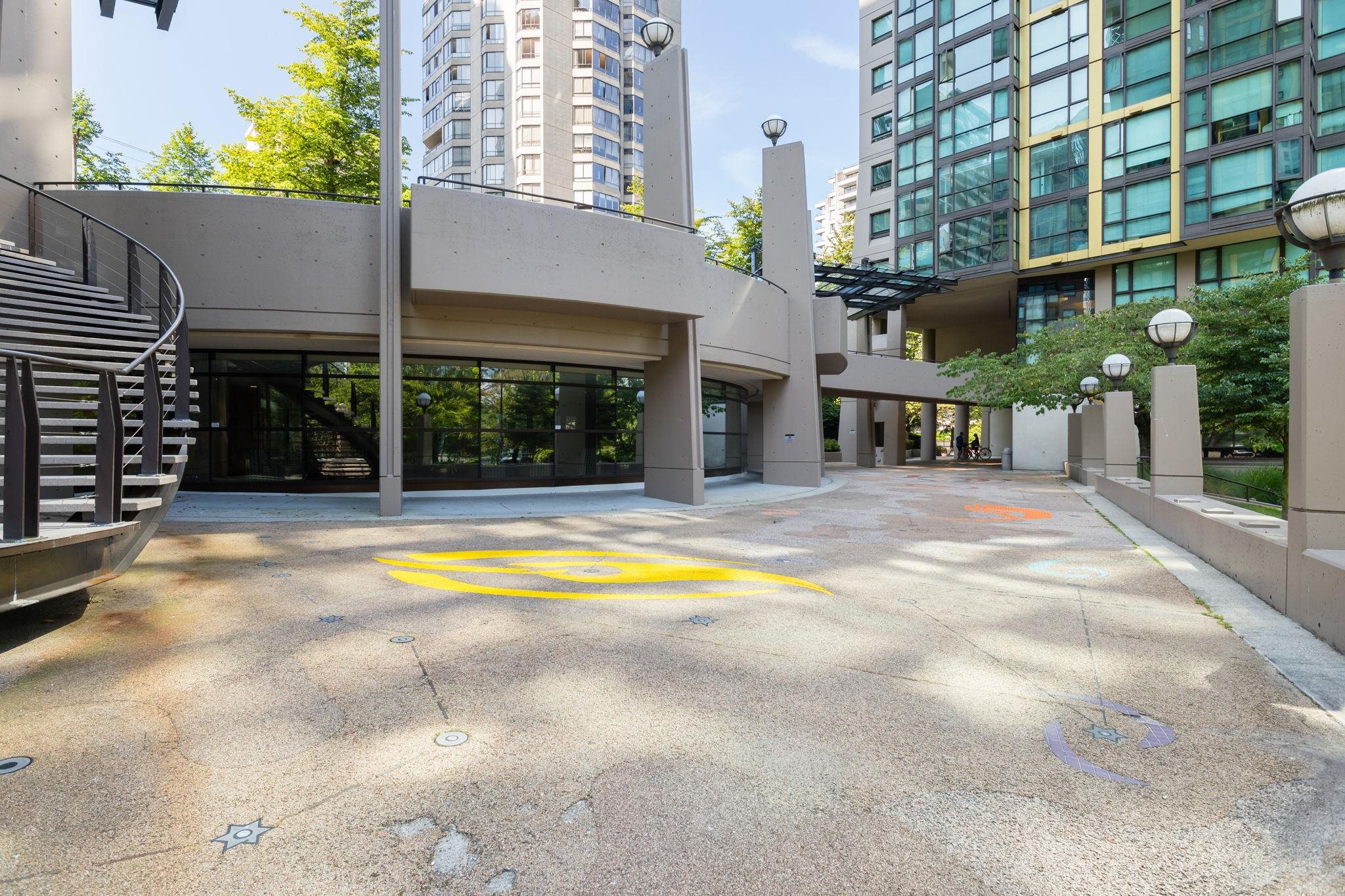 2803 1367 ALBERNI STREET