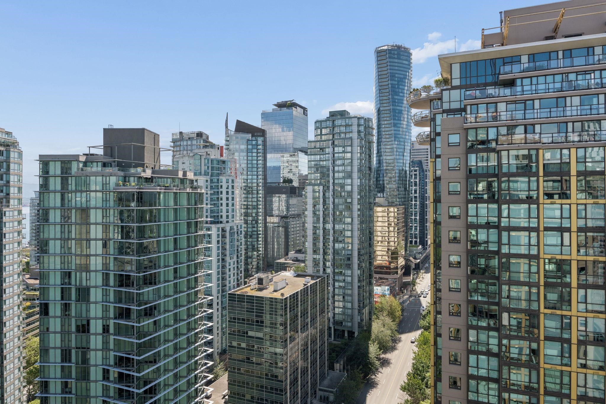 2803 1367 ALBERNI STREET