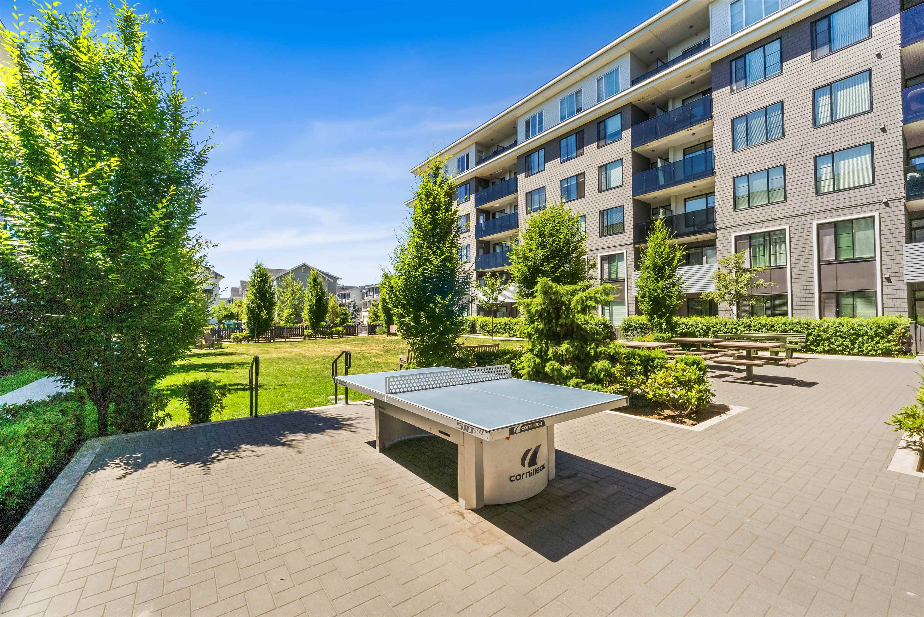408 15848 FRASER HIGHWAY