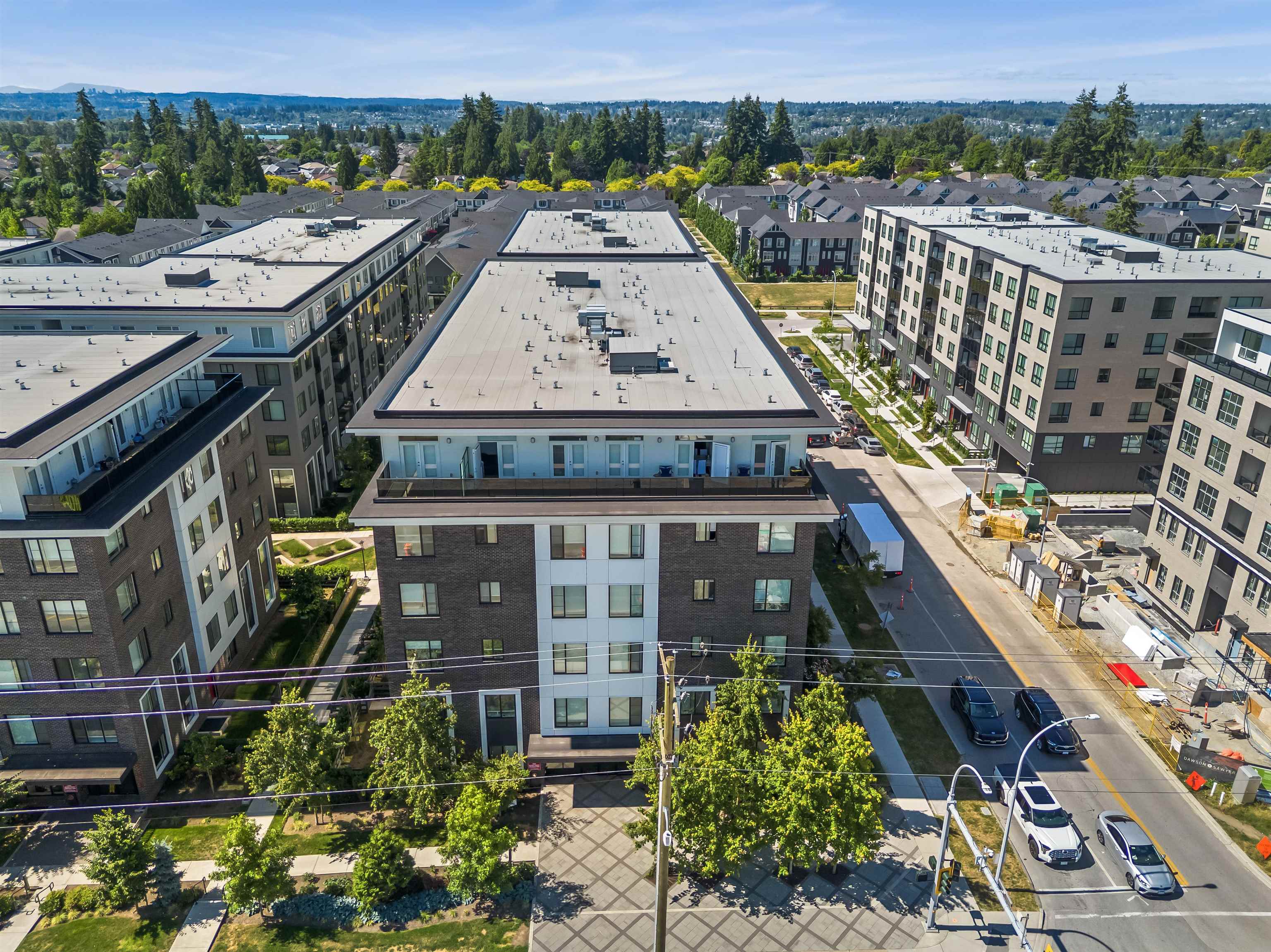 408 15848 FRASER HIGHWAY