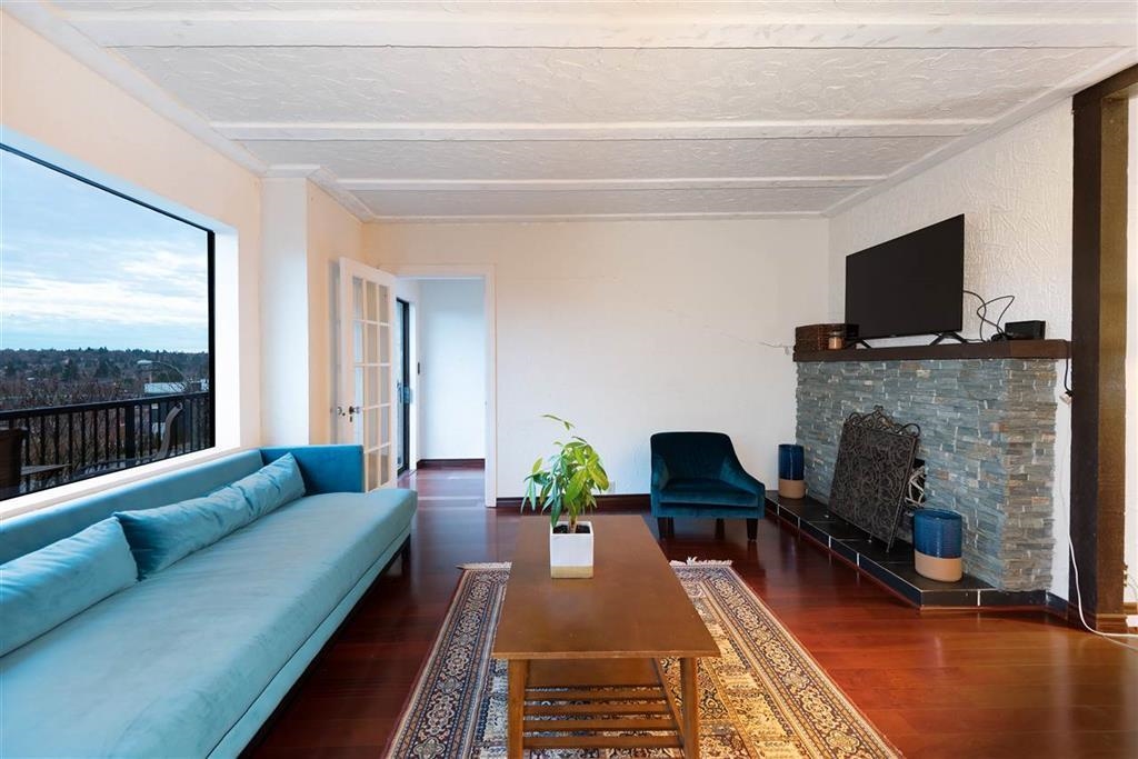 3311 QUESNEL DRIVE