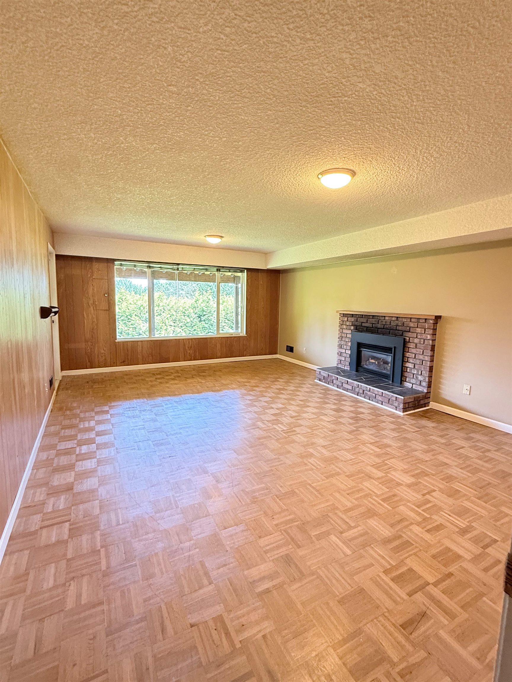 870 GREENWOOD ROAD