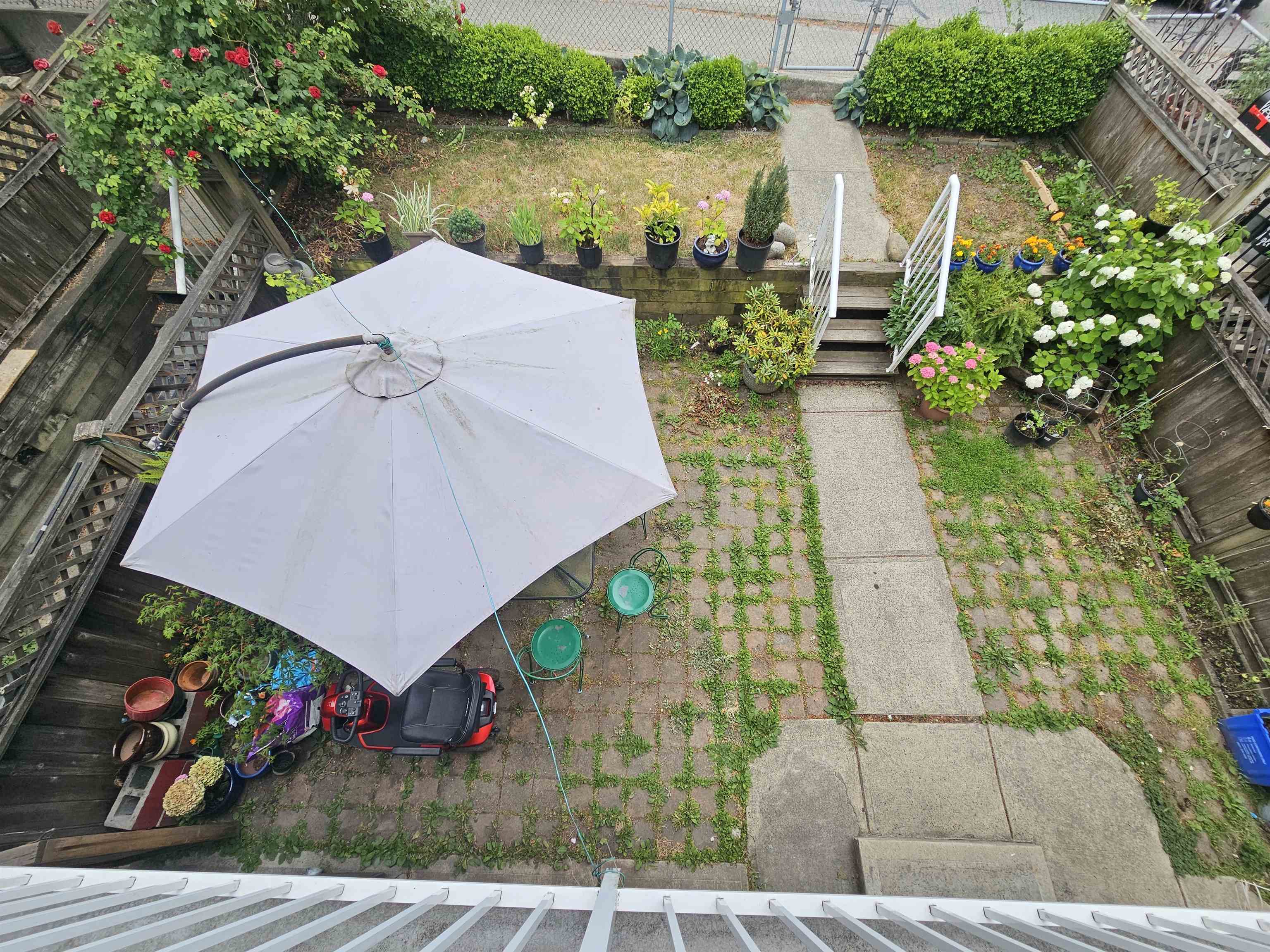 4651 A CANADA WAY