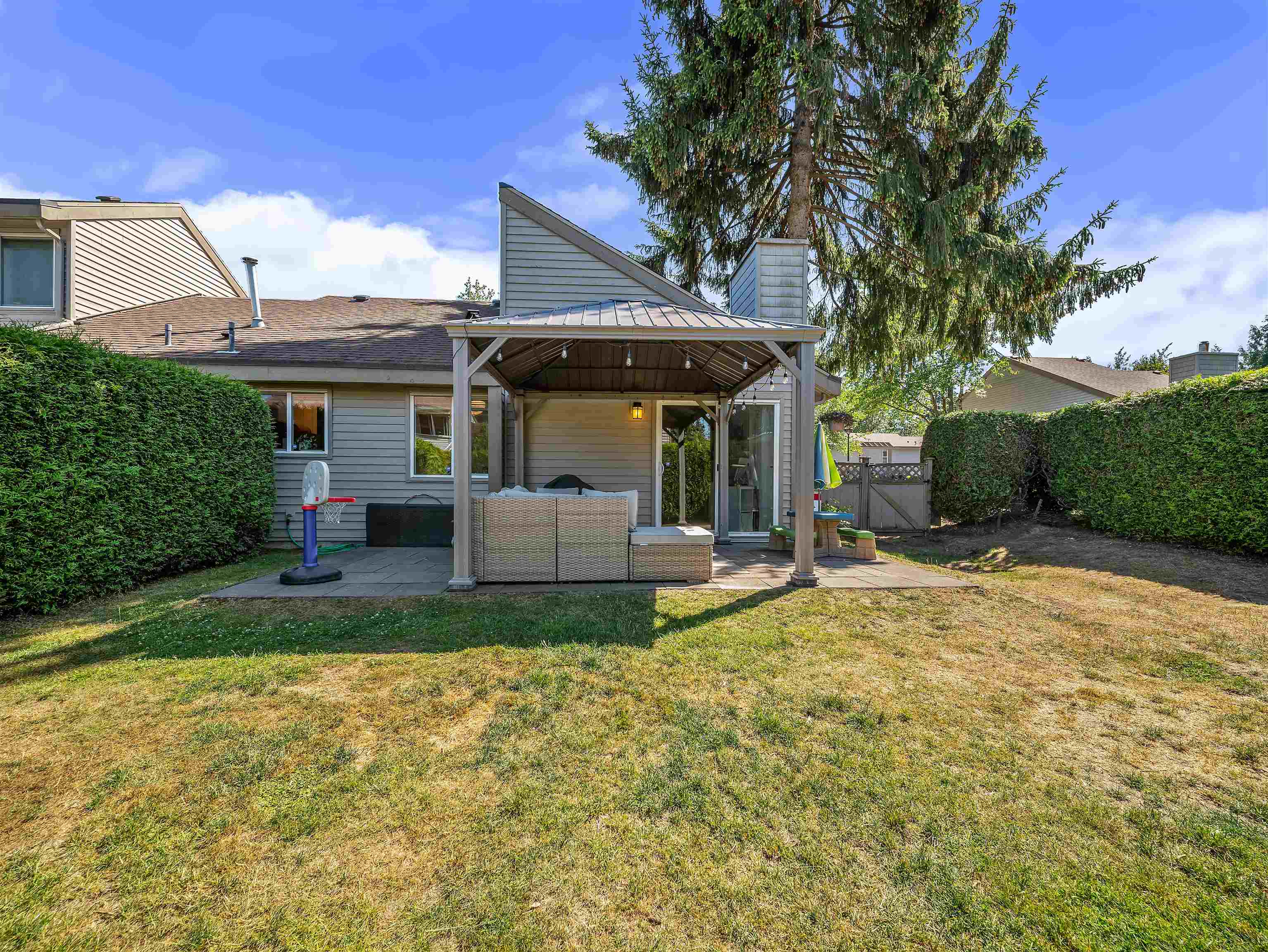 6022 E GREENSIDE DRIVE