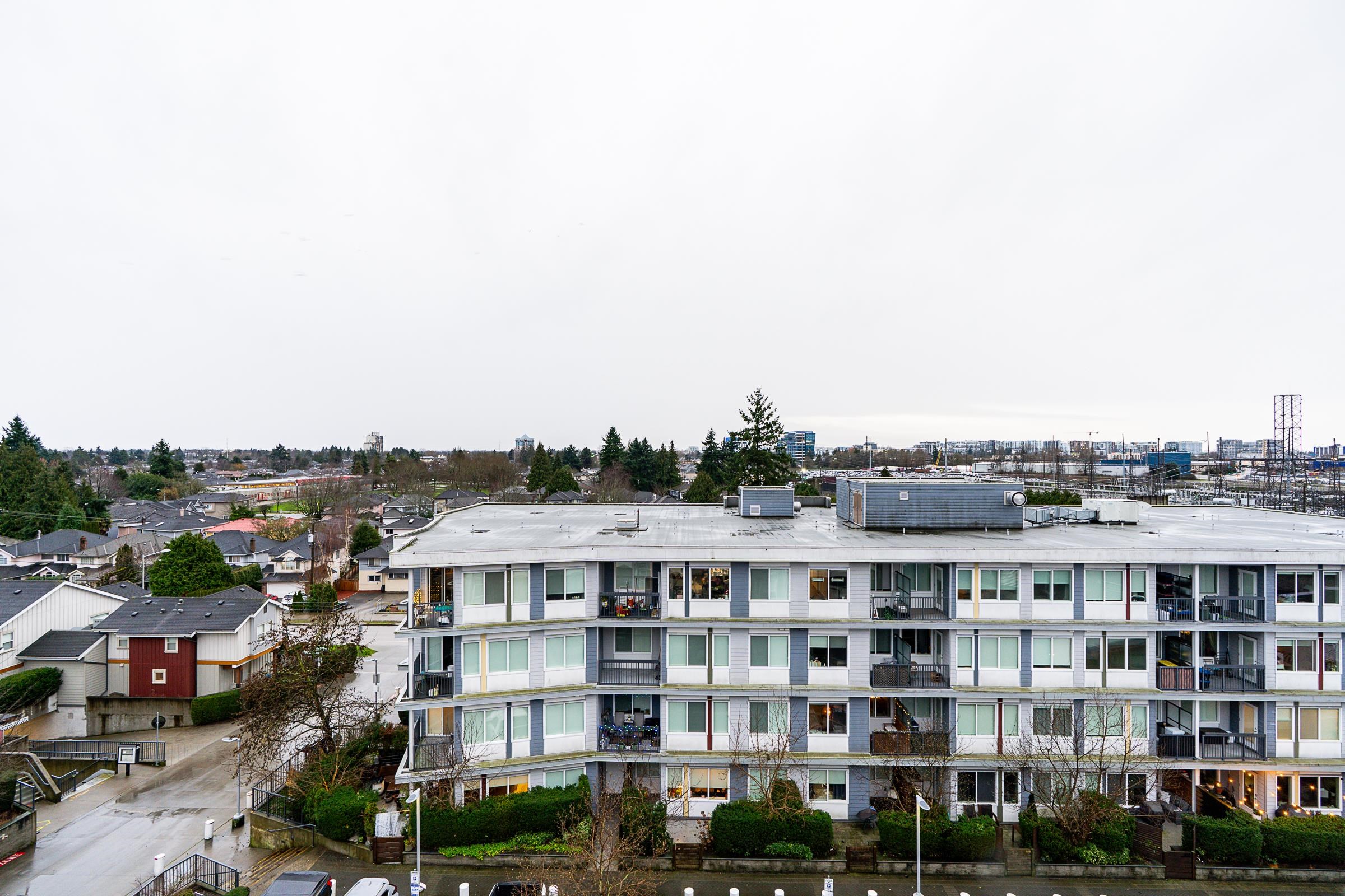 703 10033 RIVER DRIVE