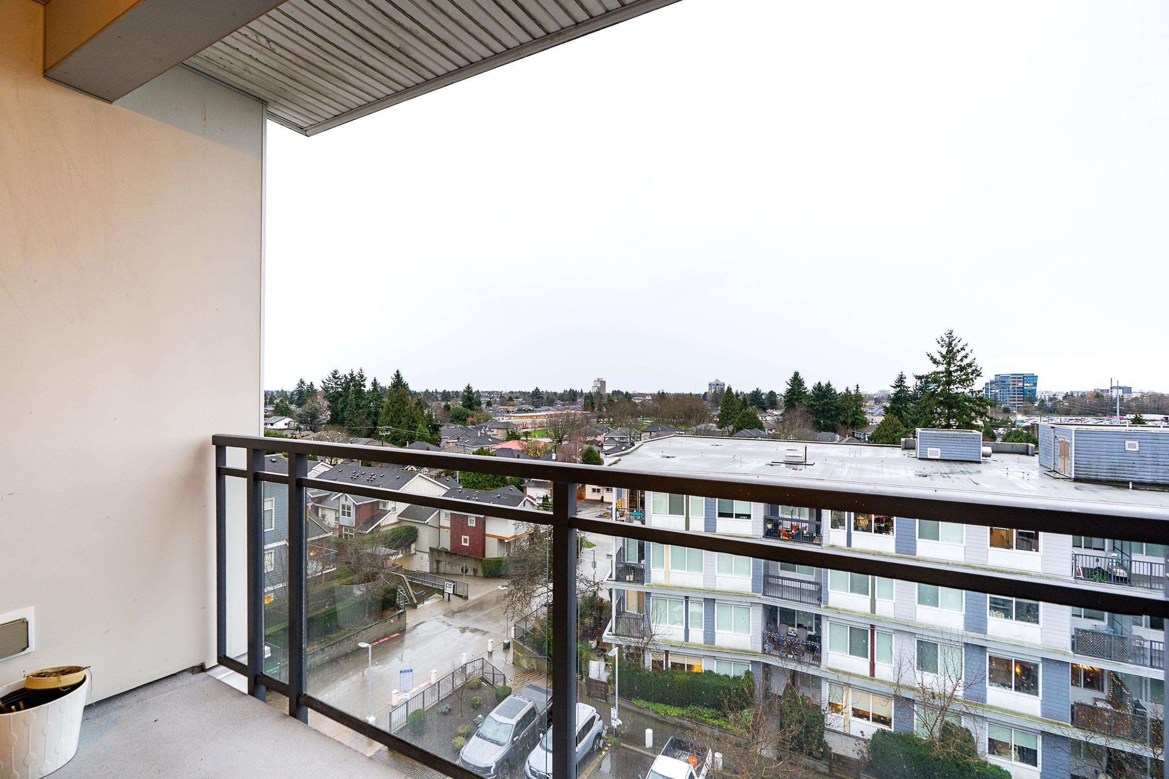 703 10033 RIVER DRIVE
