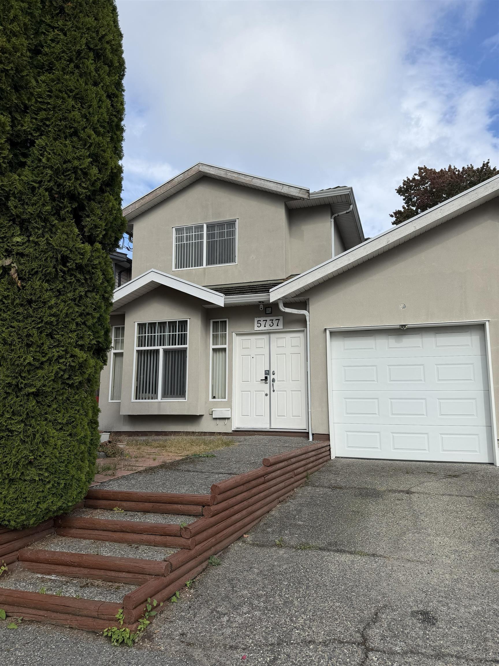 5737 RUMBLE STREET