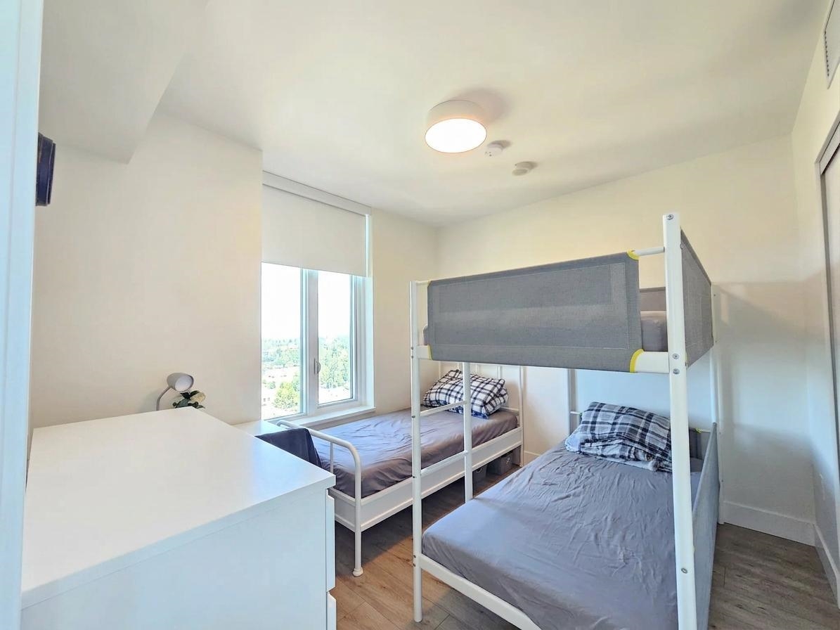 2408 10428 WHALLEY BOULEVARD