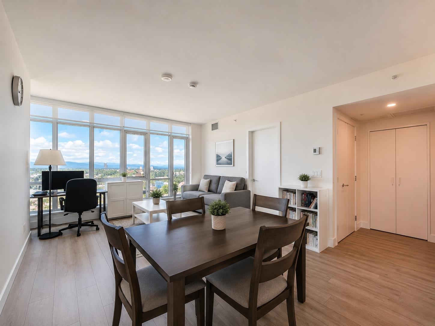 2408 10428 WHALLEY BOULEVARD