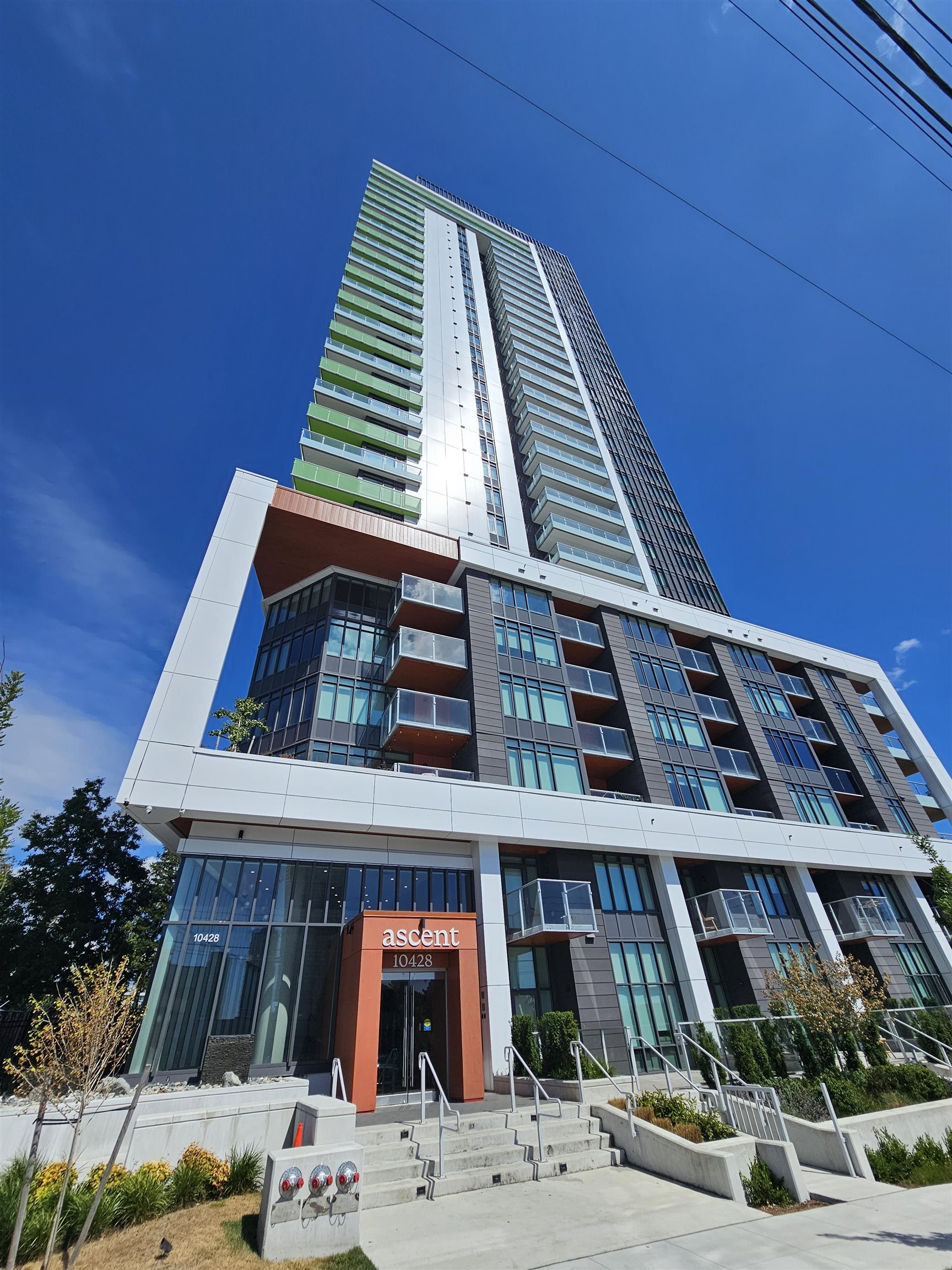 2408 10428 WHALLEY BOULEVARD
