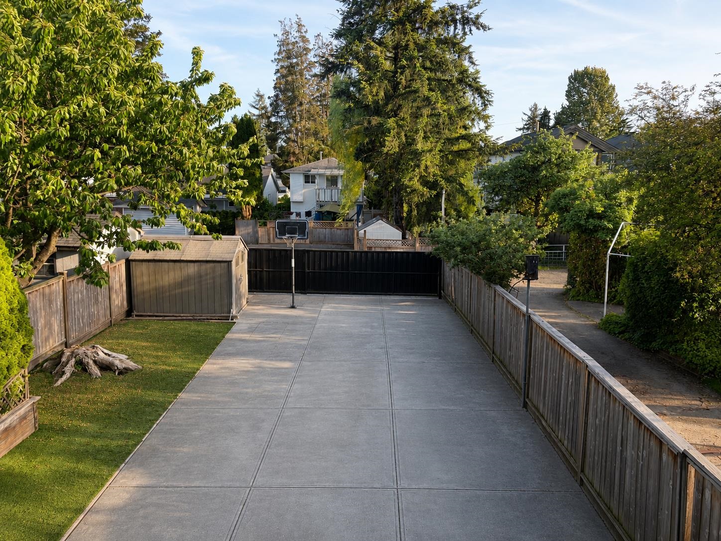 1944 PRAIRIE AVENUE